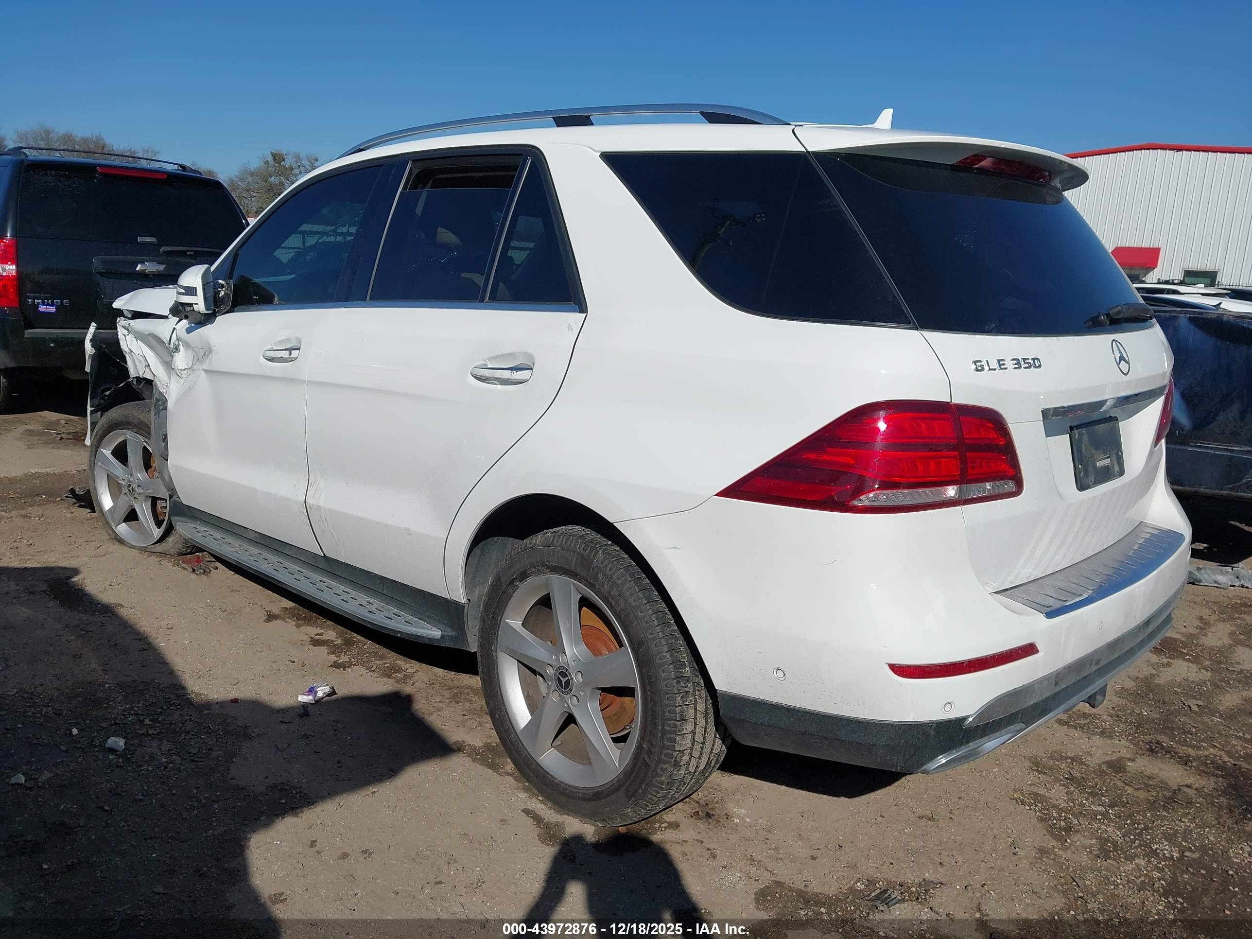 MERCEDES-BENZ GLE image 3