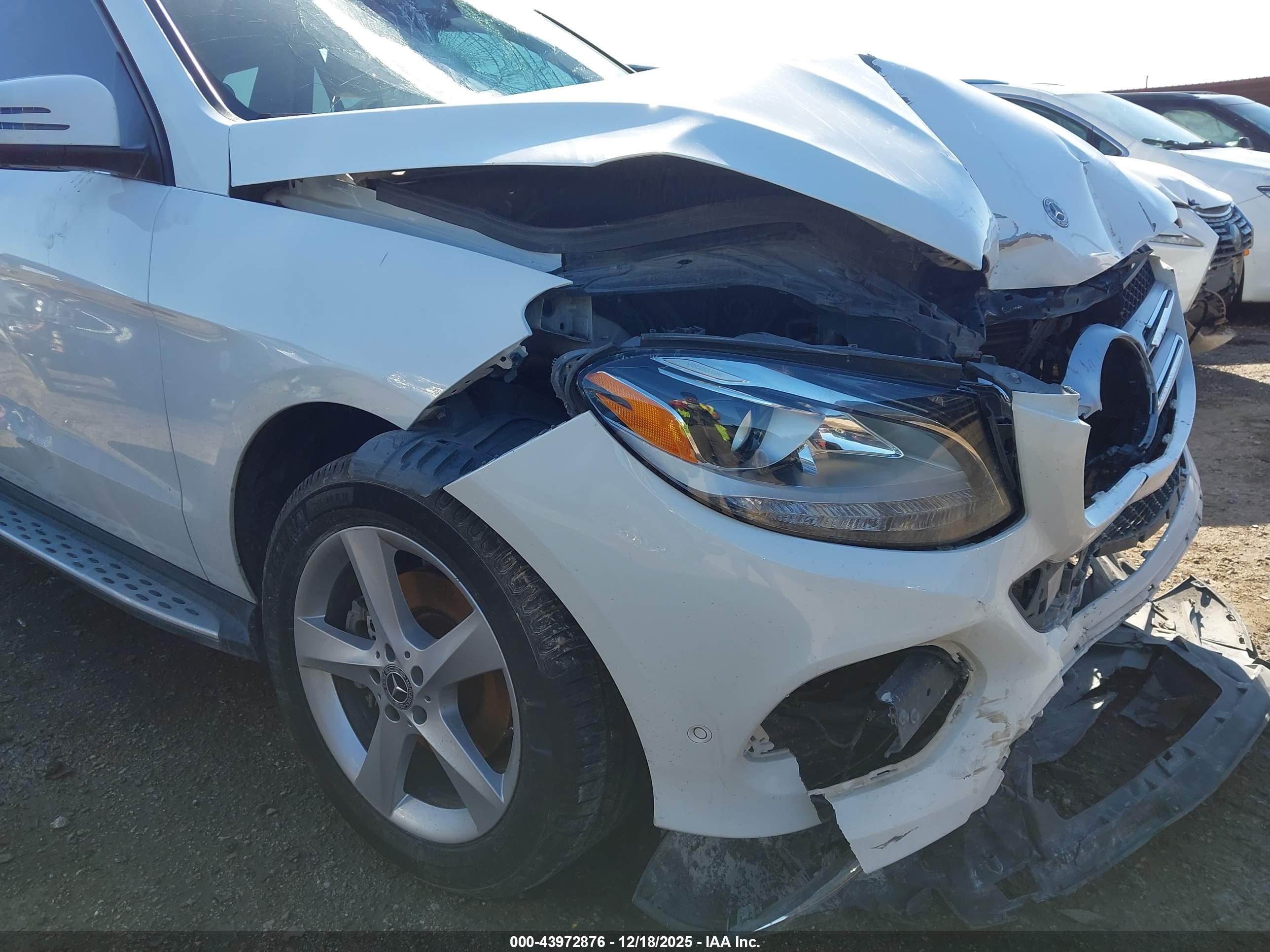 MERCEDES-BENZ GLE image 6