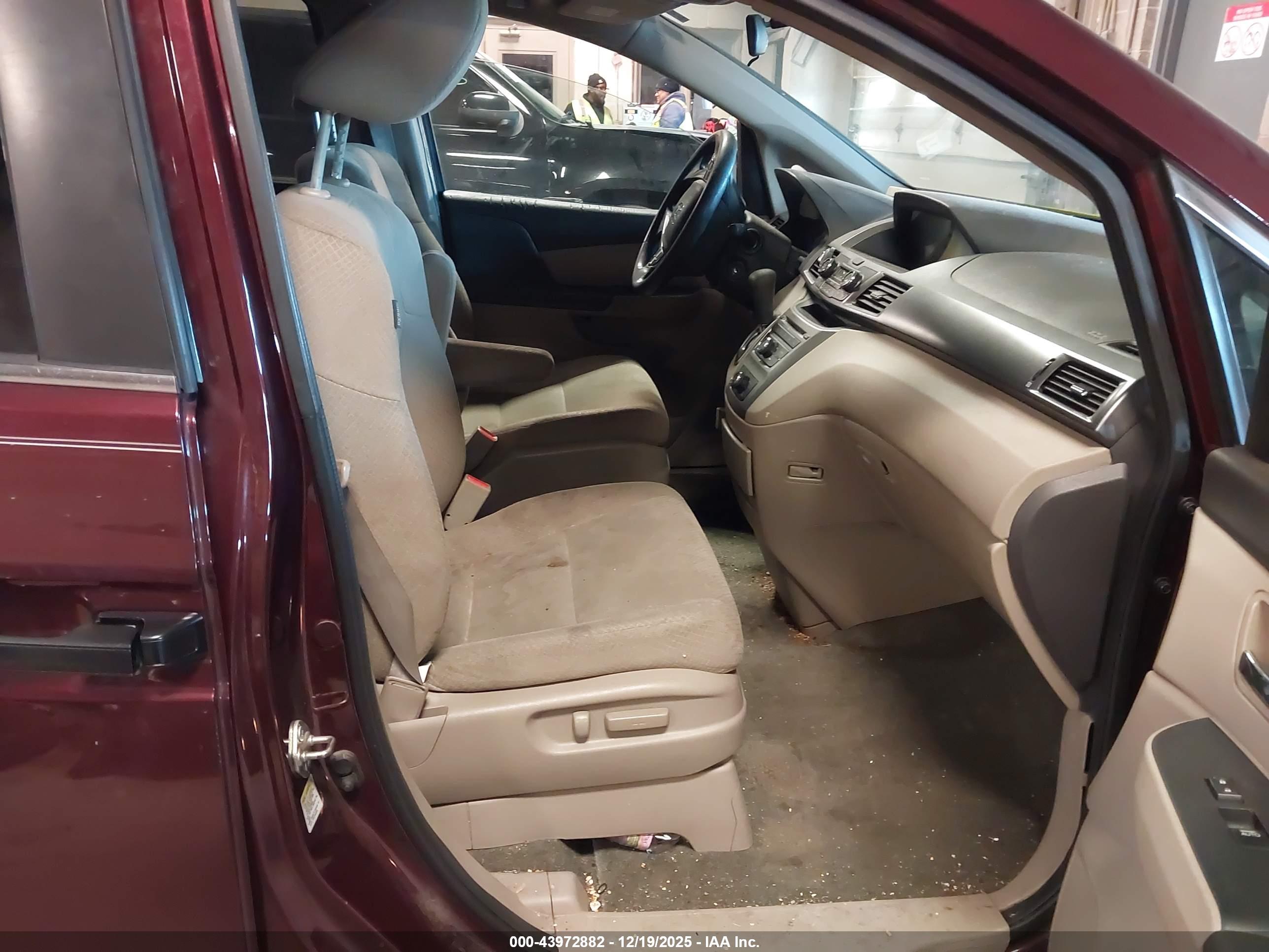 HONDA ODYSSEY image 5