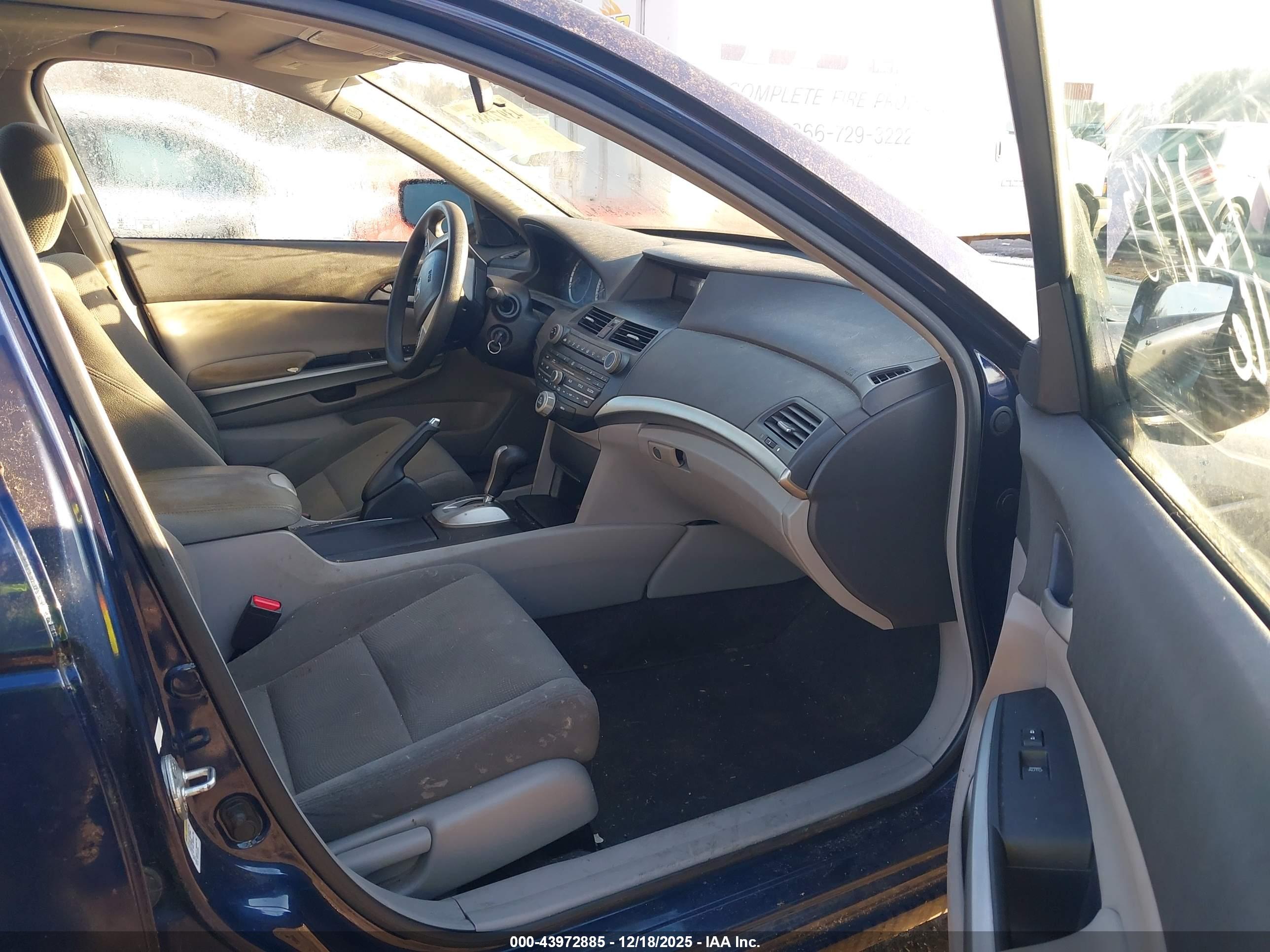 HONDA ACCORD image 5