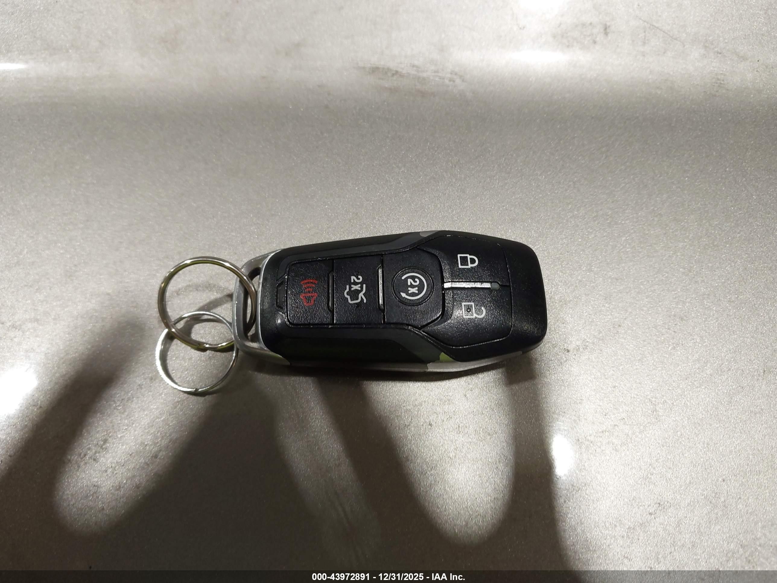 FORD EXPLORER image 11