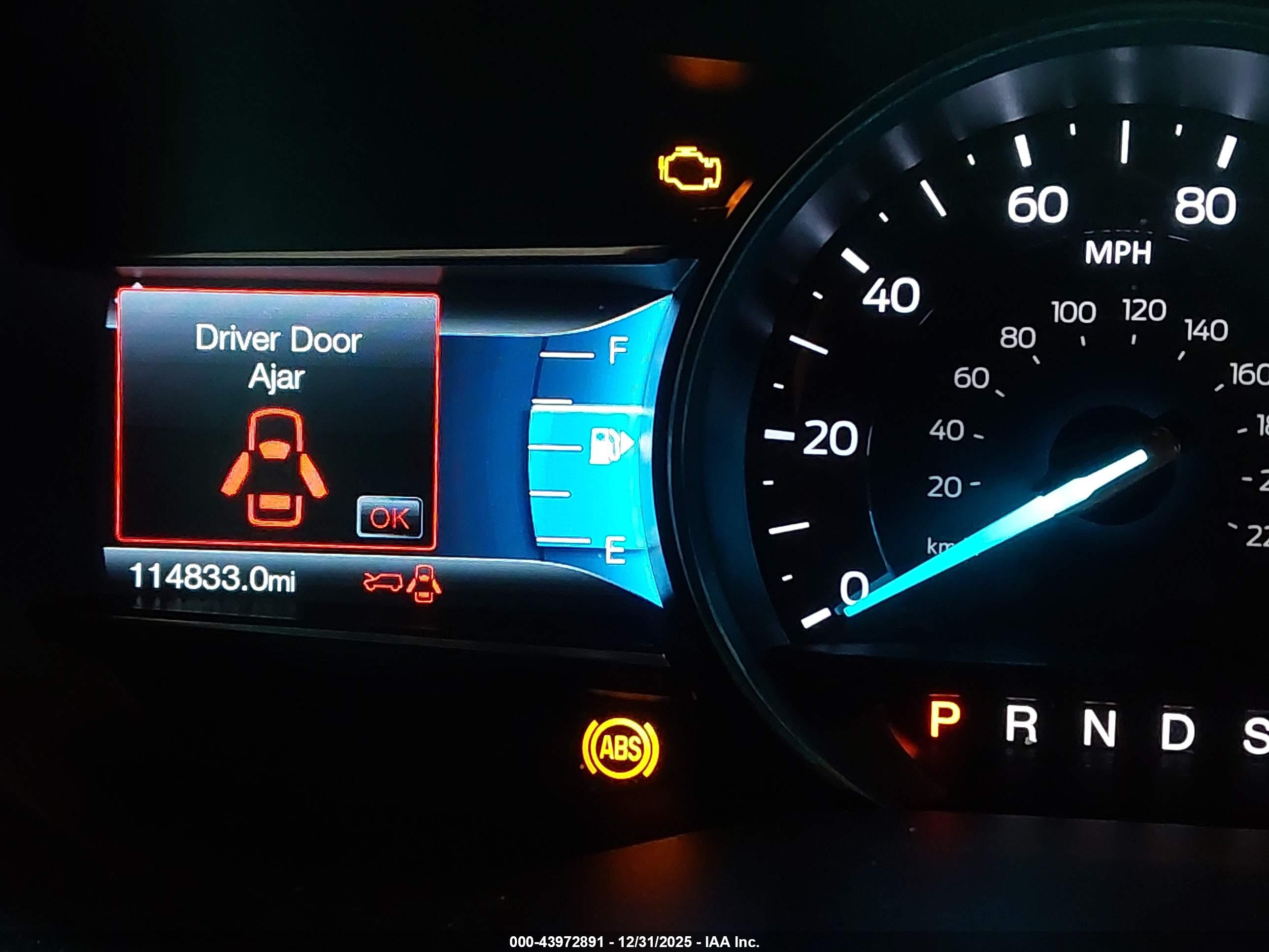 FORD EXPLORER image 7
