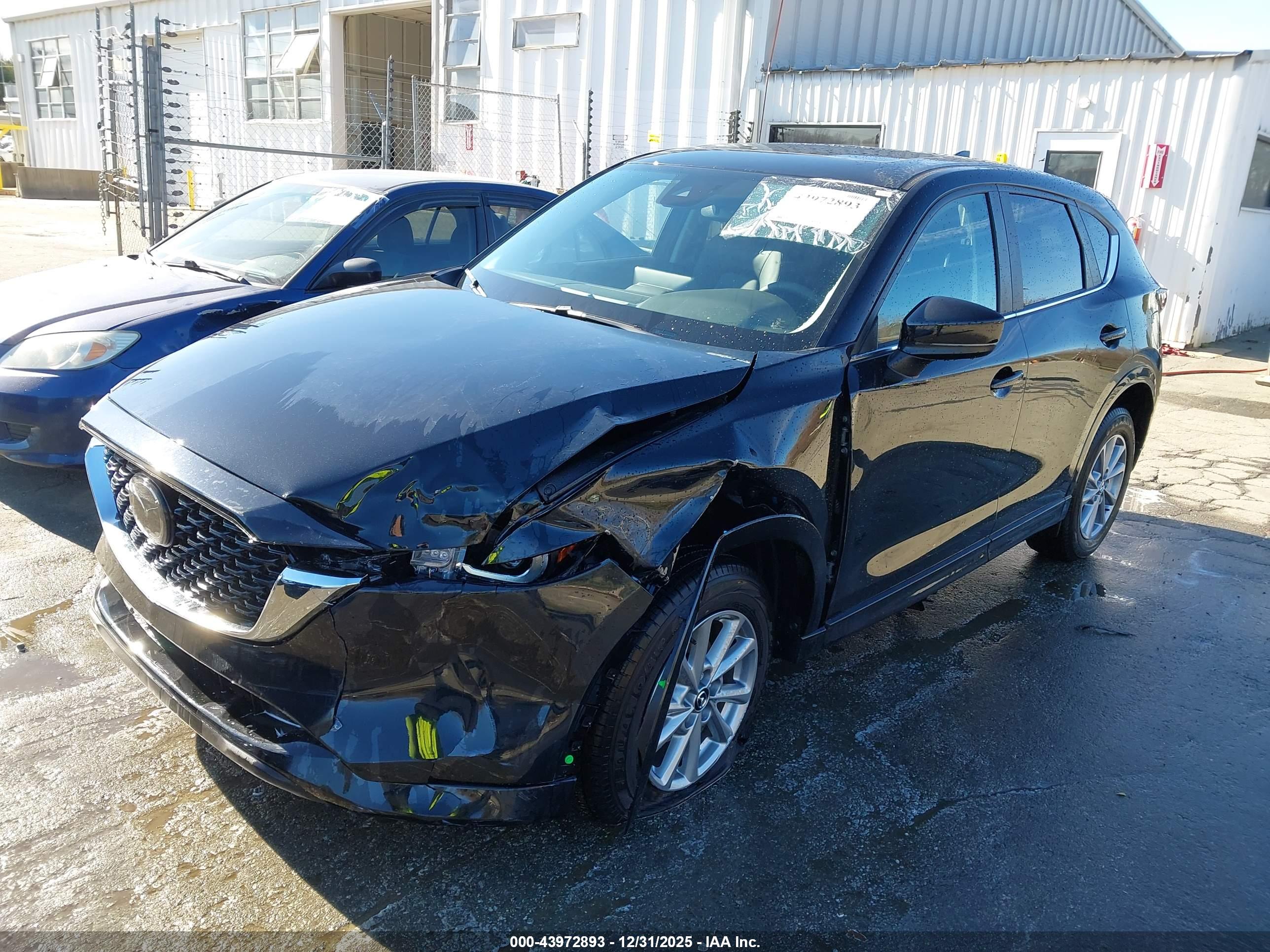 MAZDA CX-5 image 2