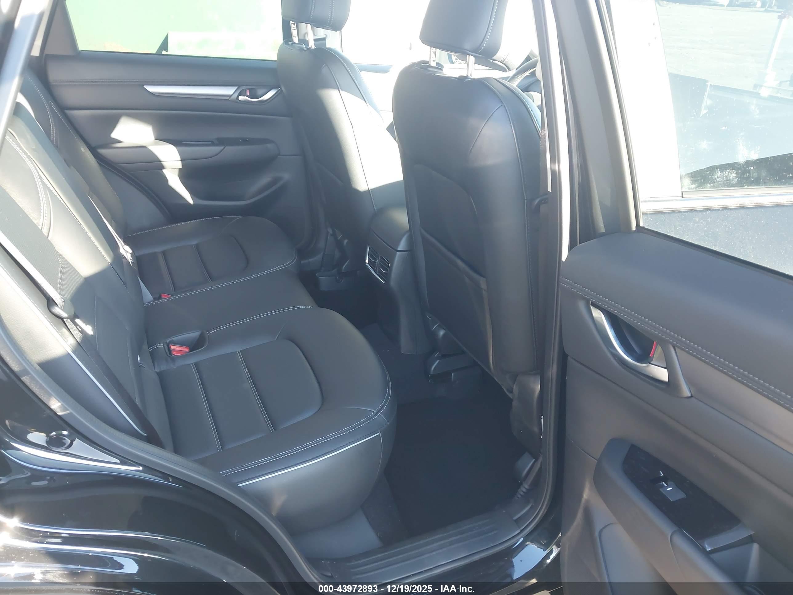 MAZDA CX-5 image 8