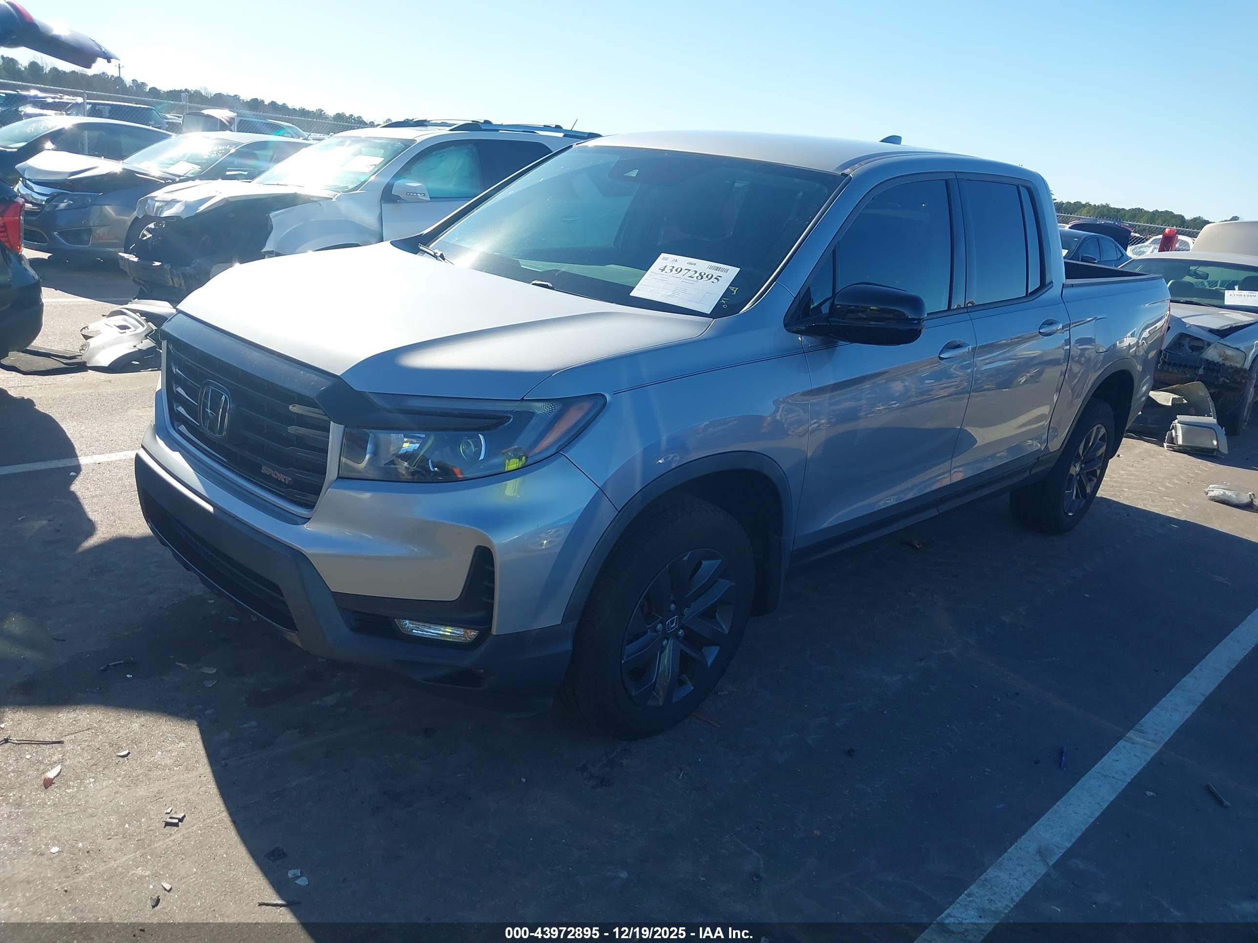 HONDA RIDGELINE image 2