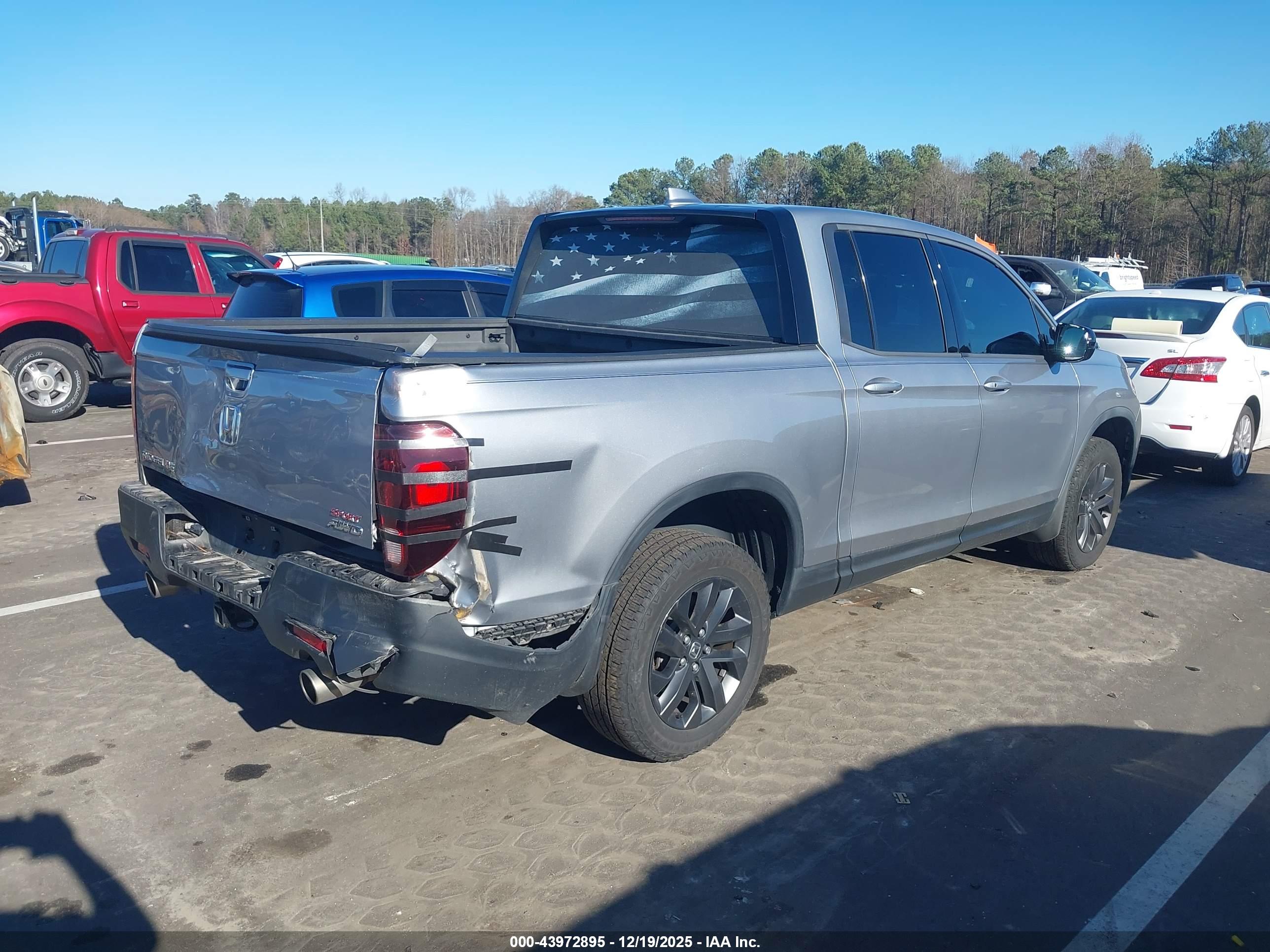 HONDA RIDGELINE image 4