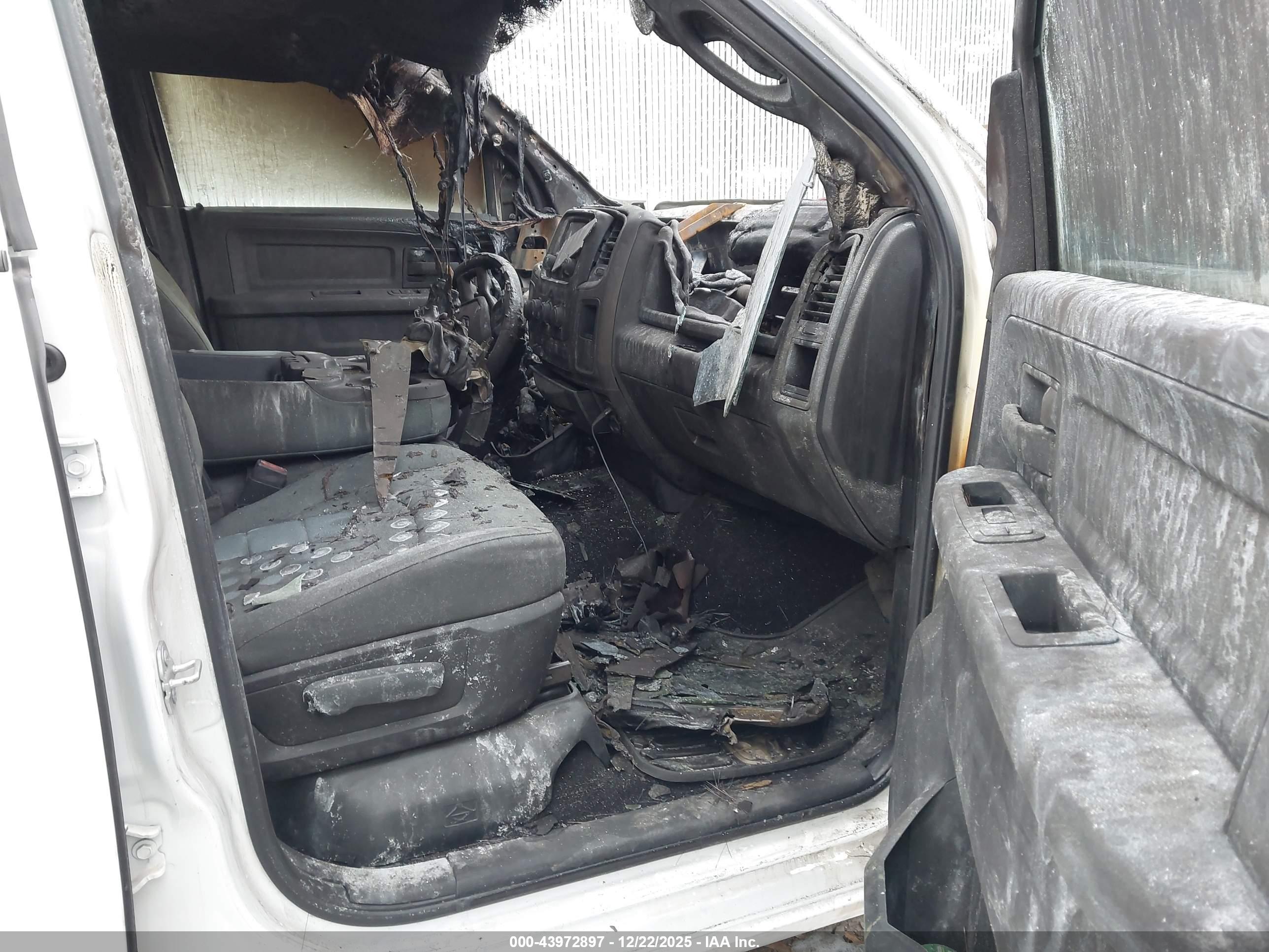 RAM 2500 image 5
