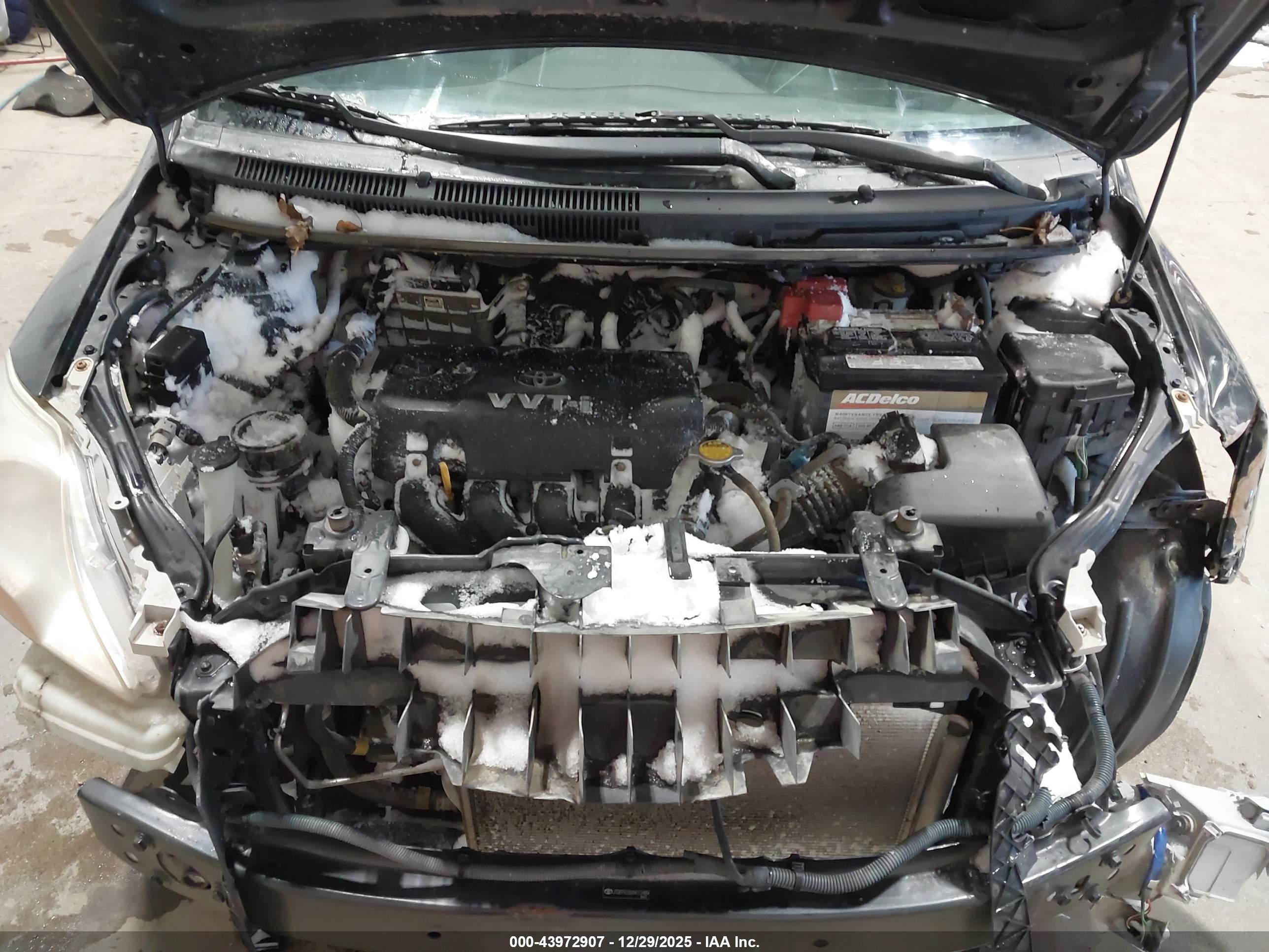 TOYOTA YARIS image 10