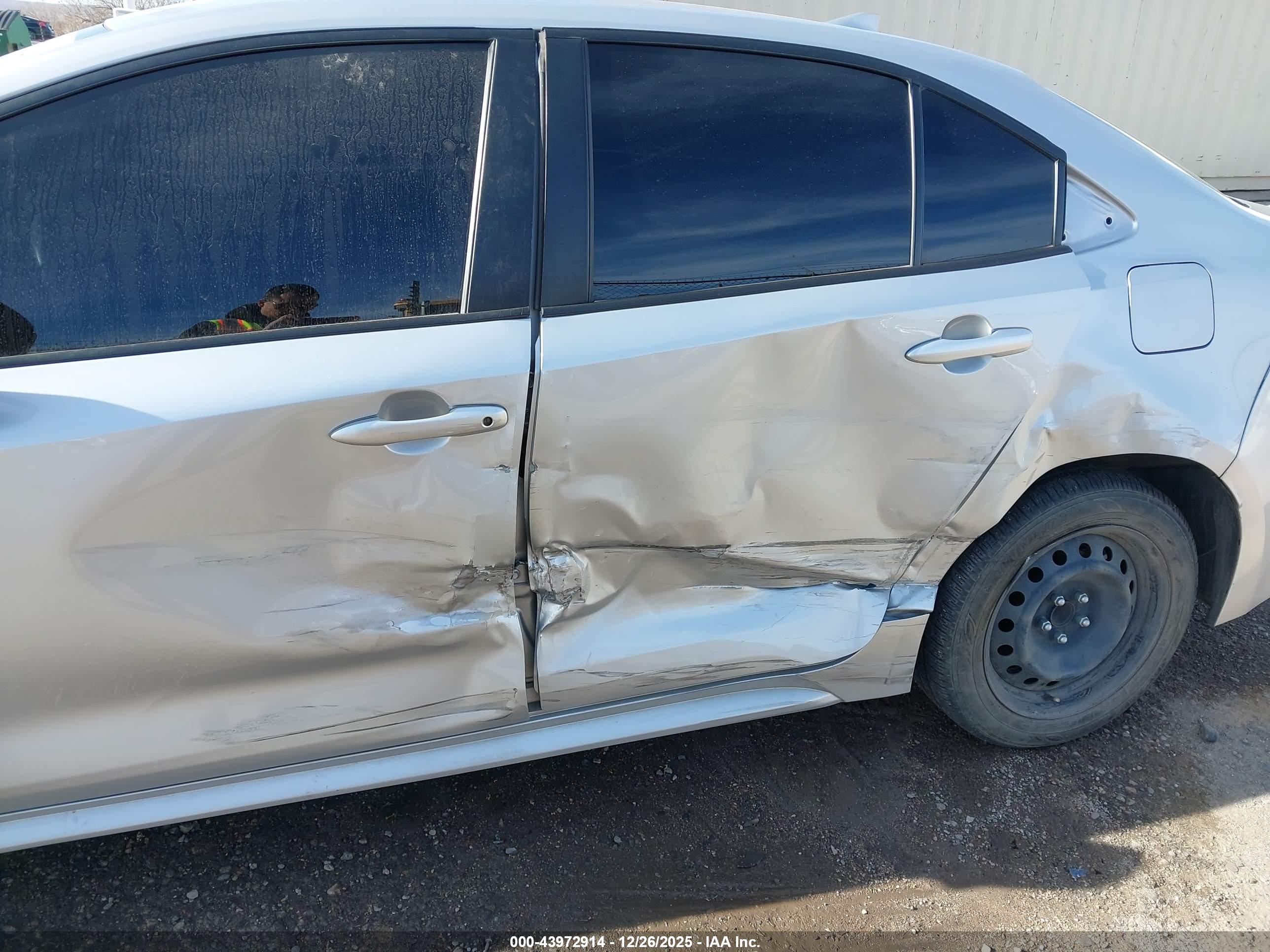 TOYOTA COROLLA image 6