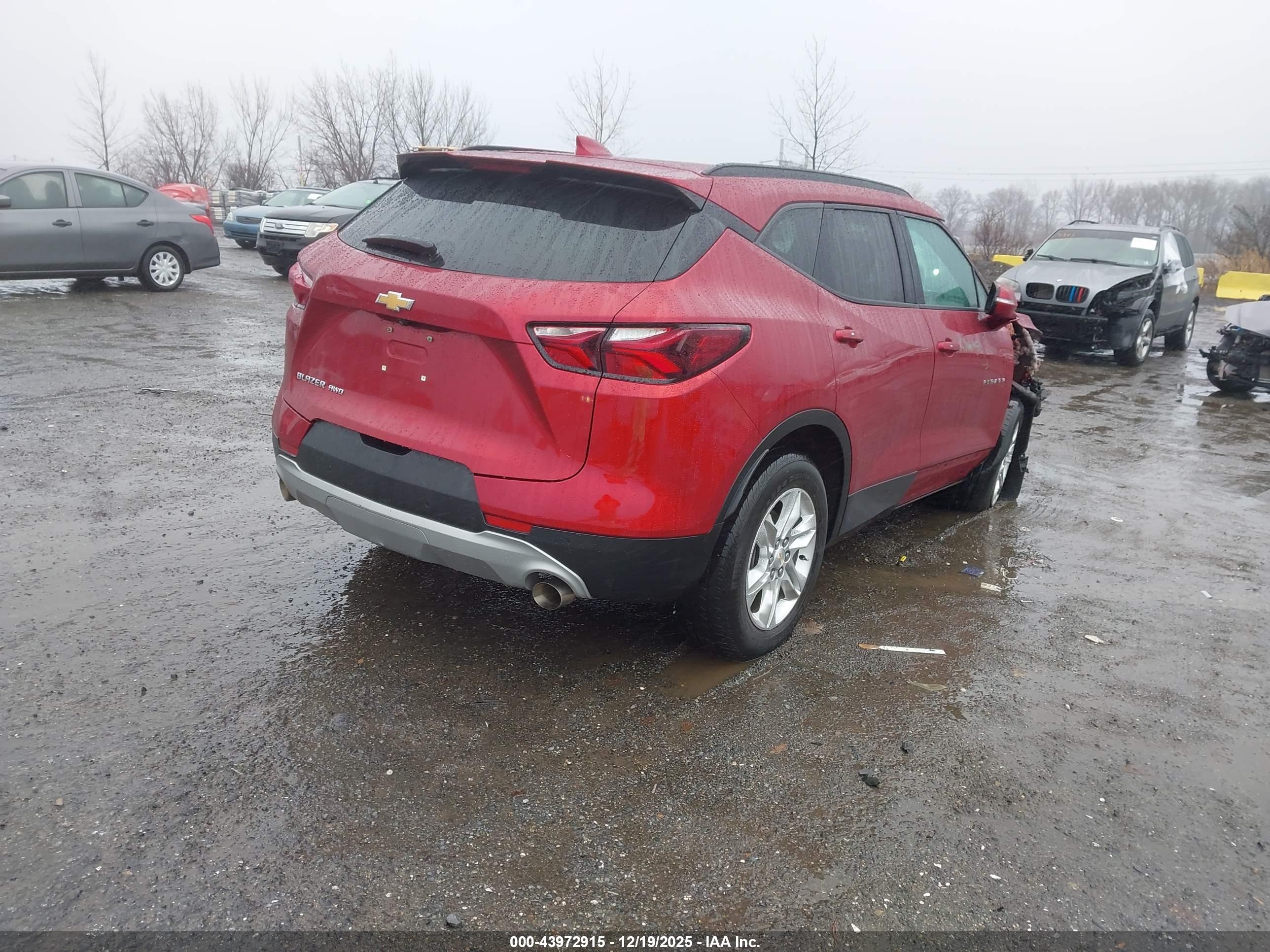 CHEVROLET BLAZER image 4