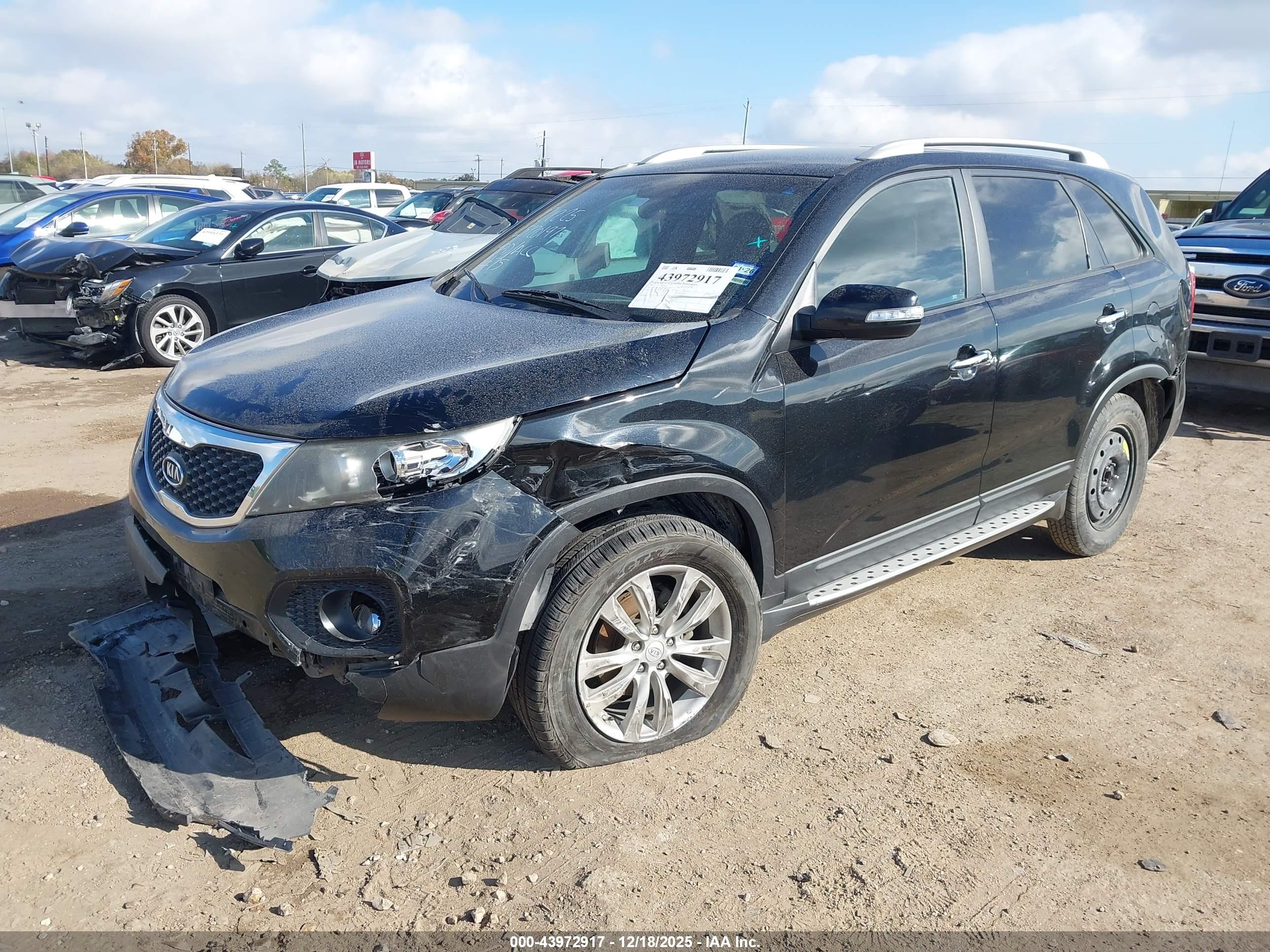 KIA SORENTO image 2