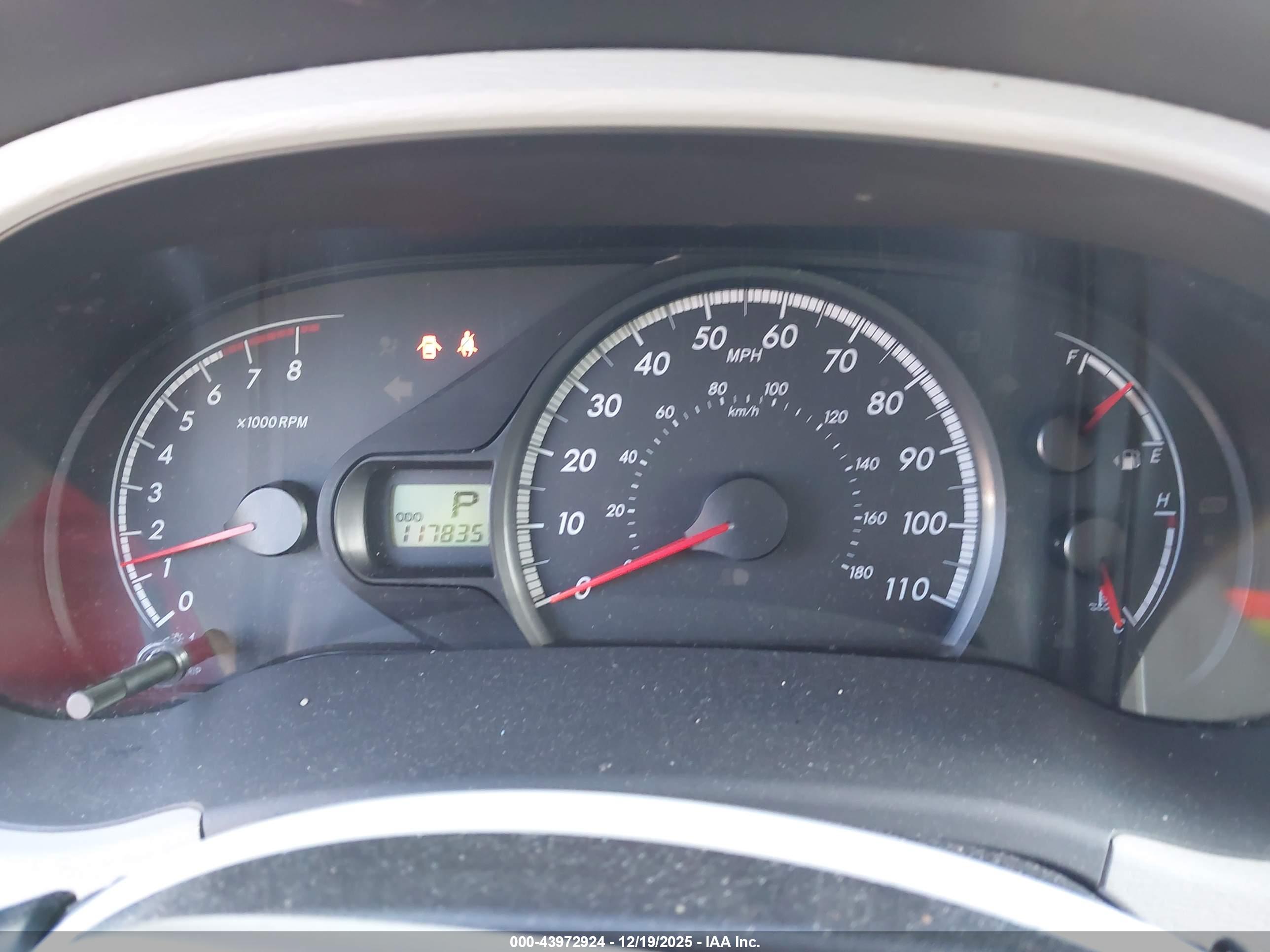 TOYOTA SIENNA image 7