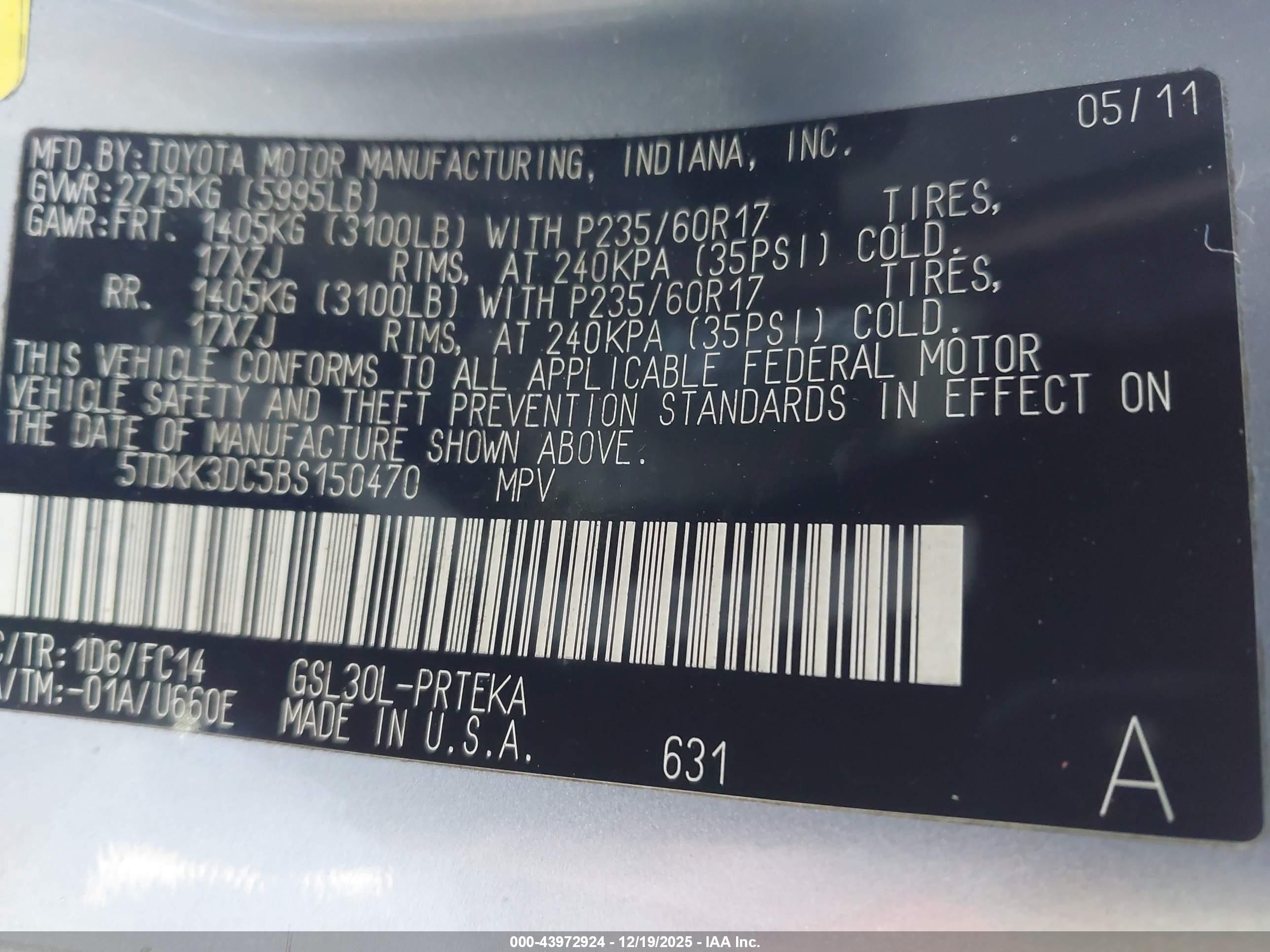 TOYOTA SIENNA image 9