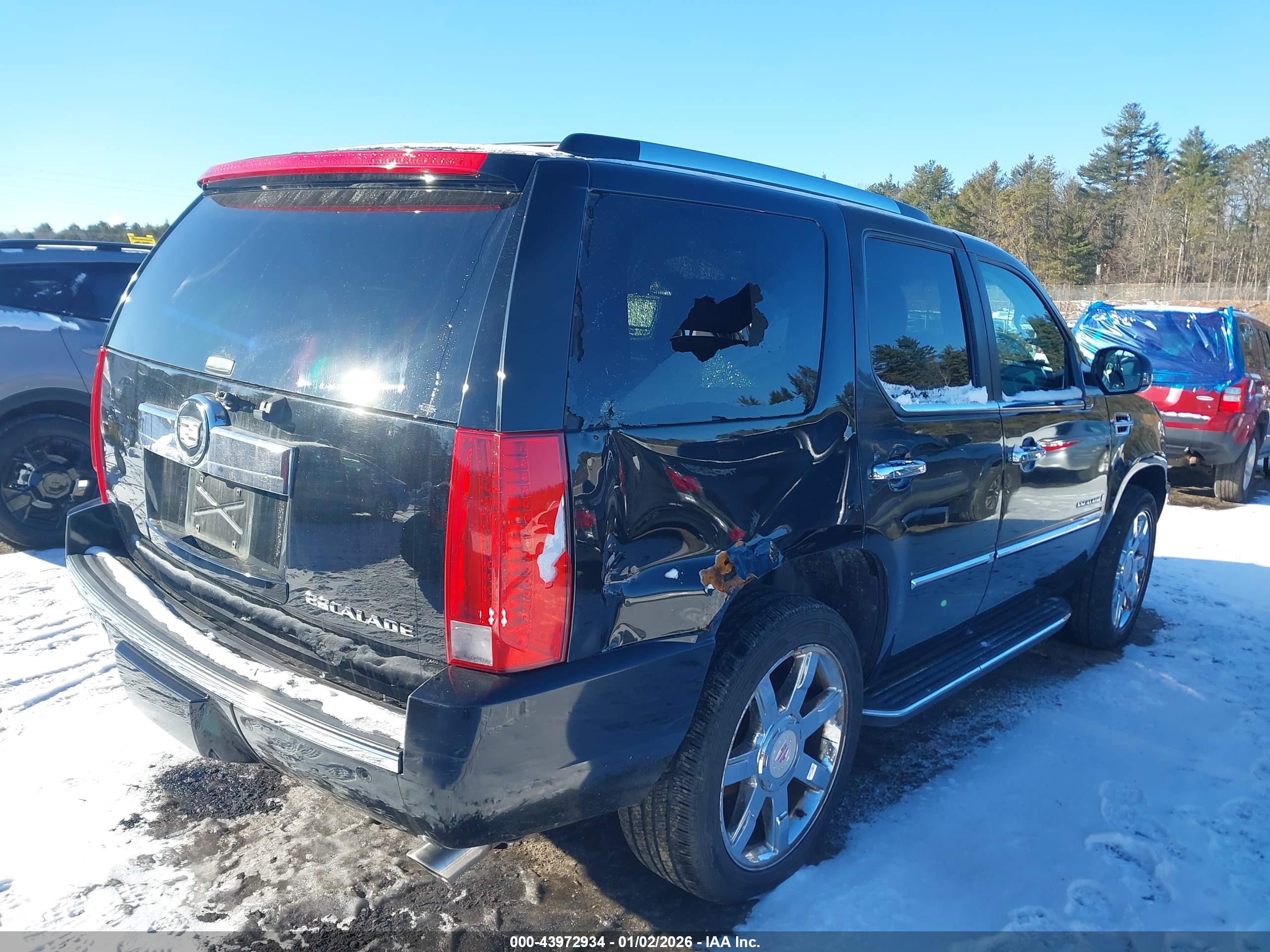 CADILLAC ESCALADE image 6