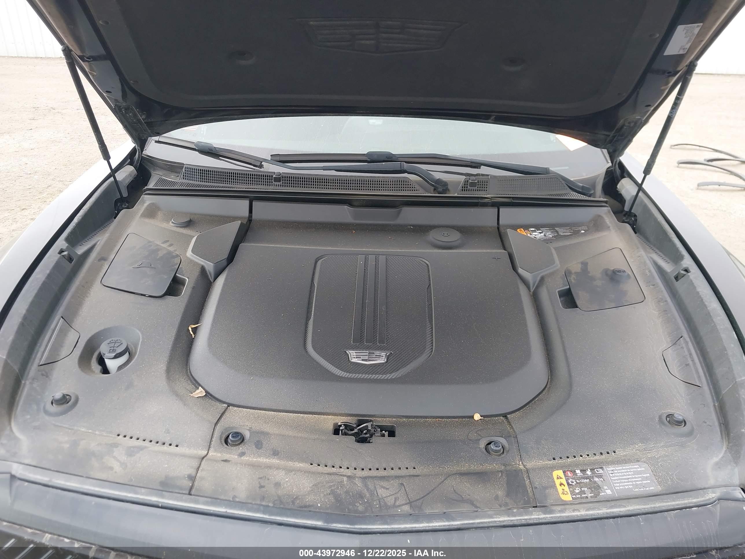 CADILLAC LYRIQ image 10