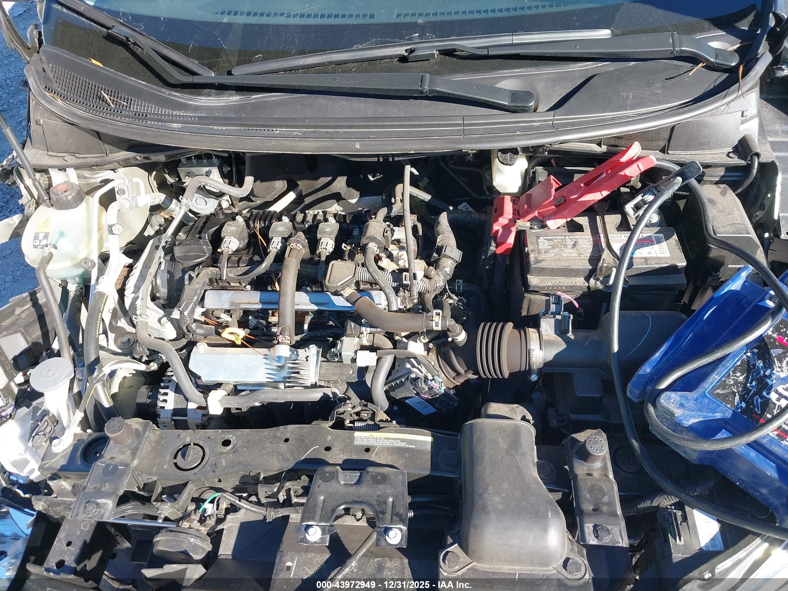 NISSAN VERSA image 10