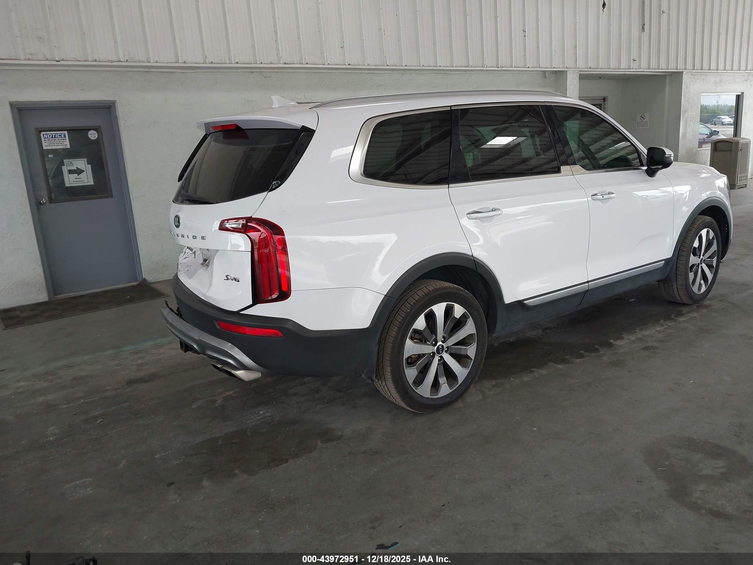 KIA TELLURIDE image 4