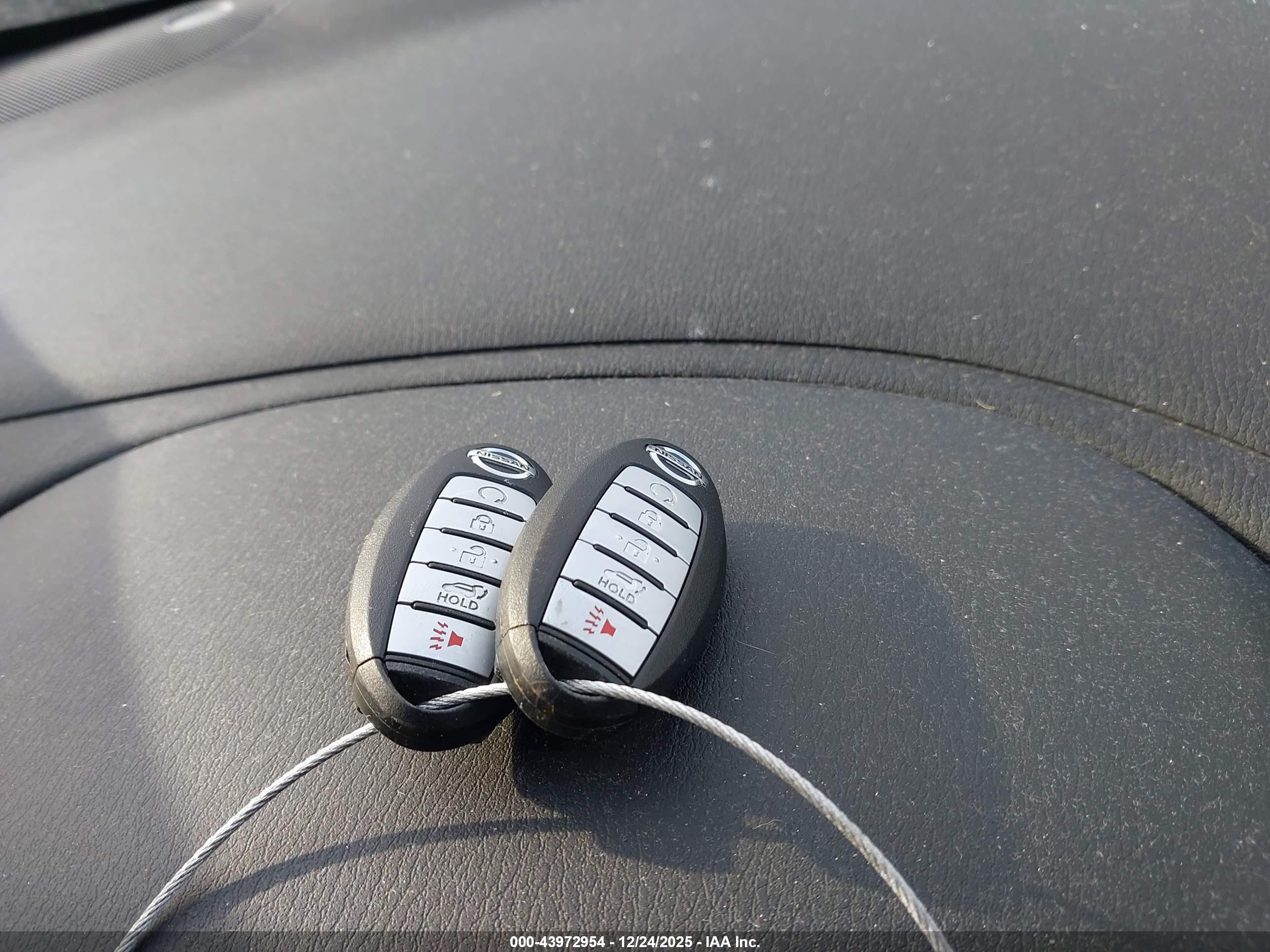NISSAN PATHFINDER image 11