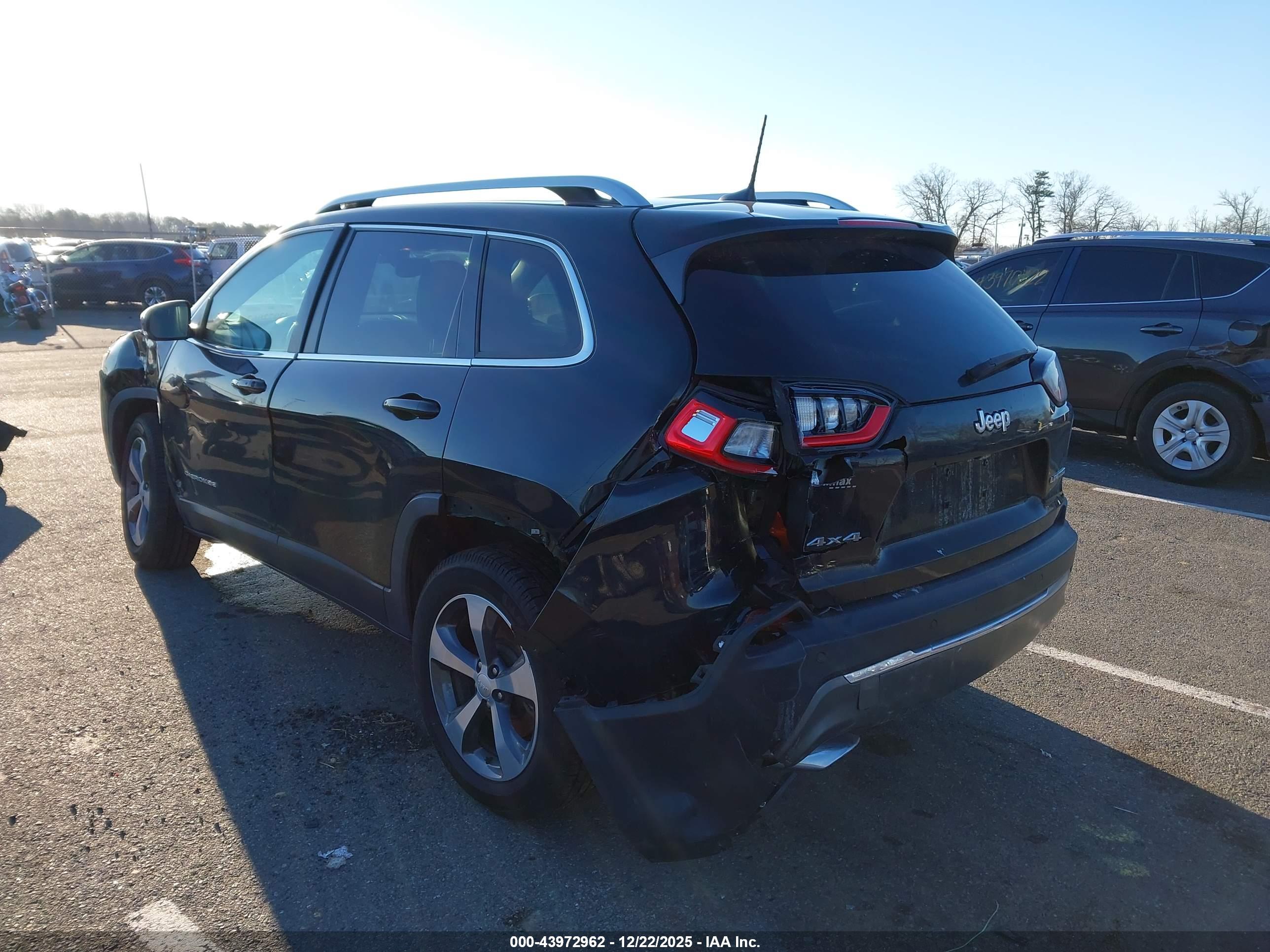 JEEP CHEROKEE image 3