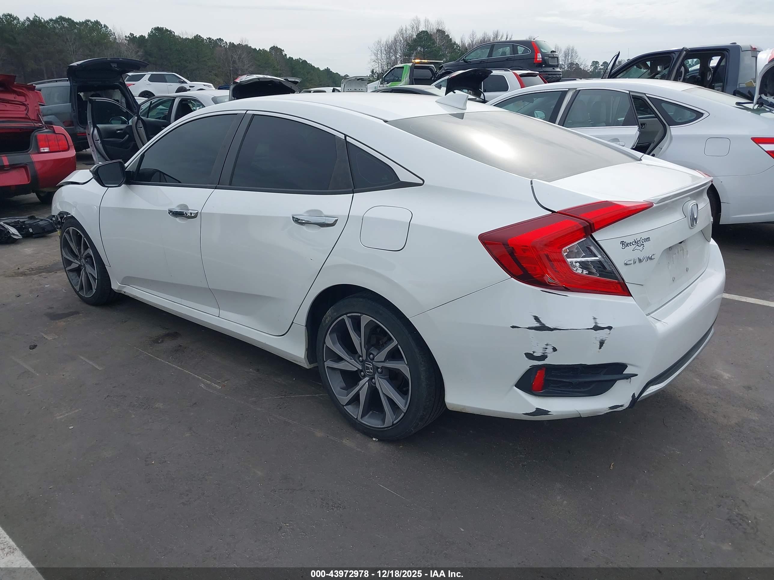 HONDA CIVIC image 3
