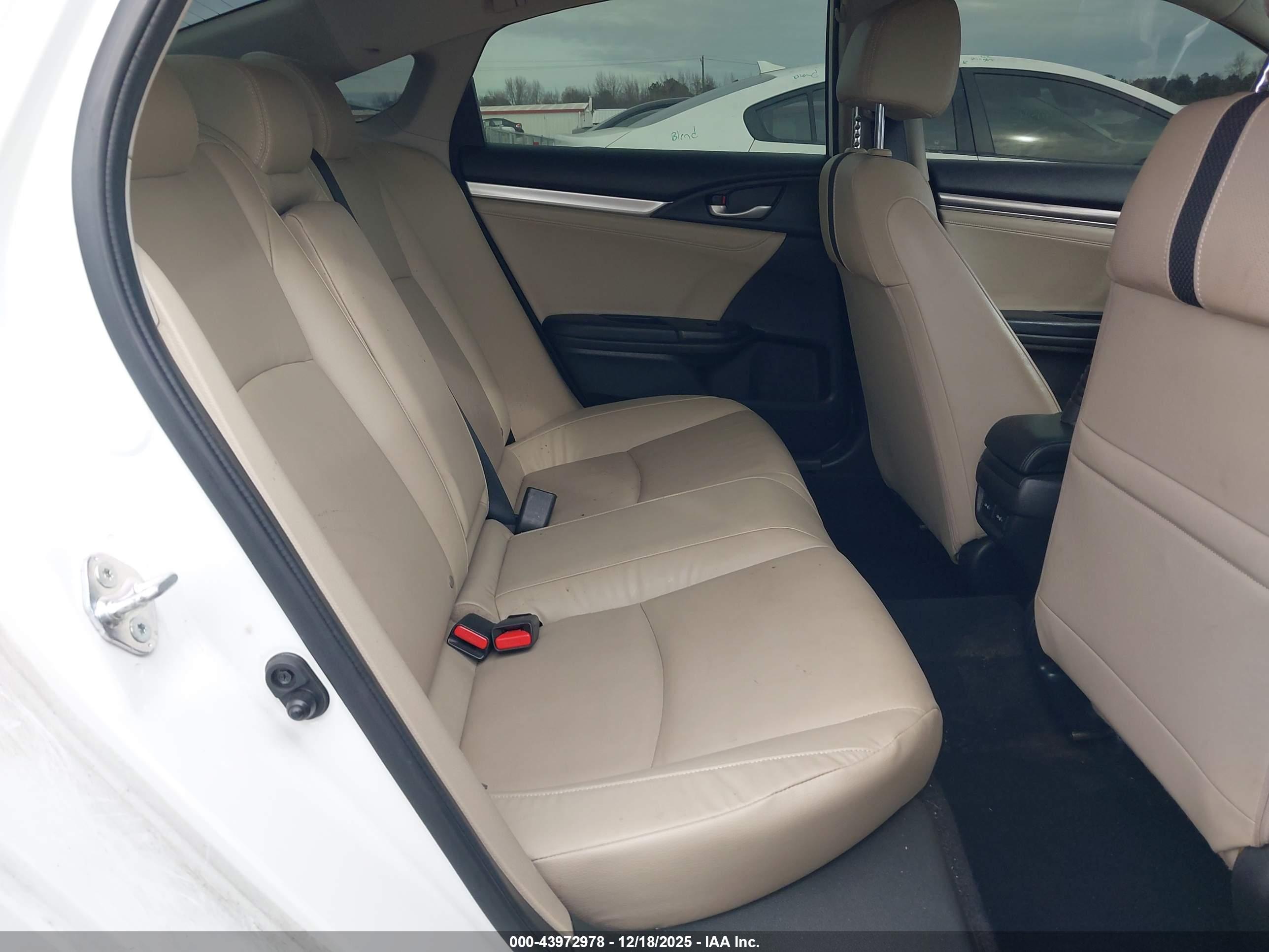 HONDA CIVIC image 8