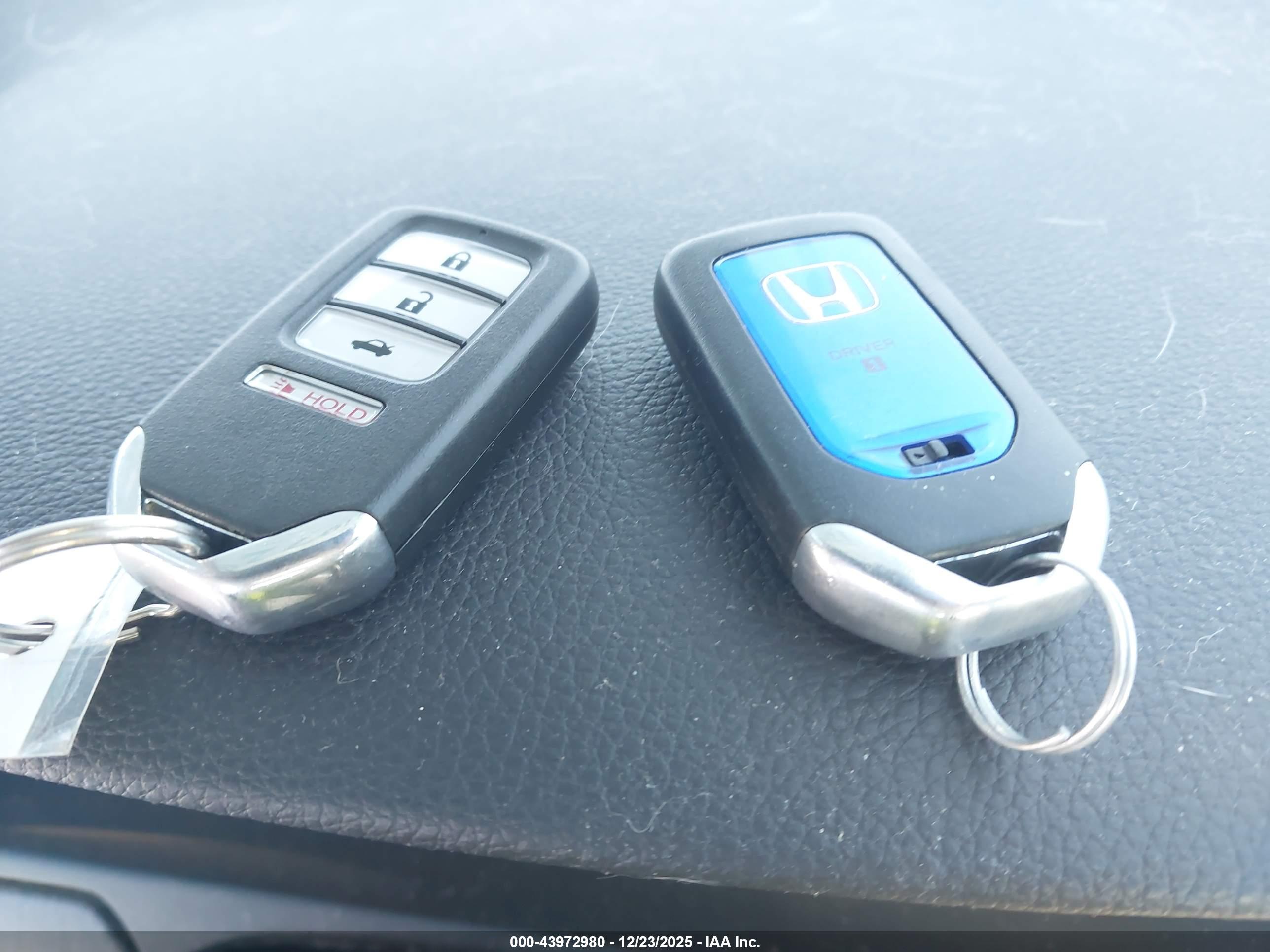 HONDA ACCORD image 11