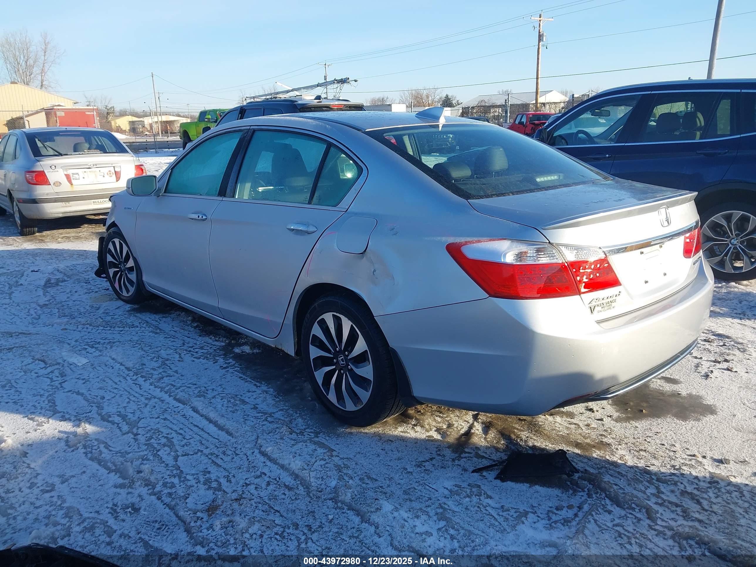 HONDA ACCORD image 3