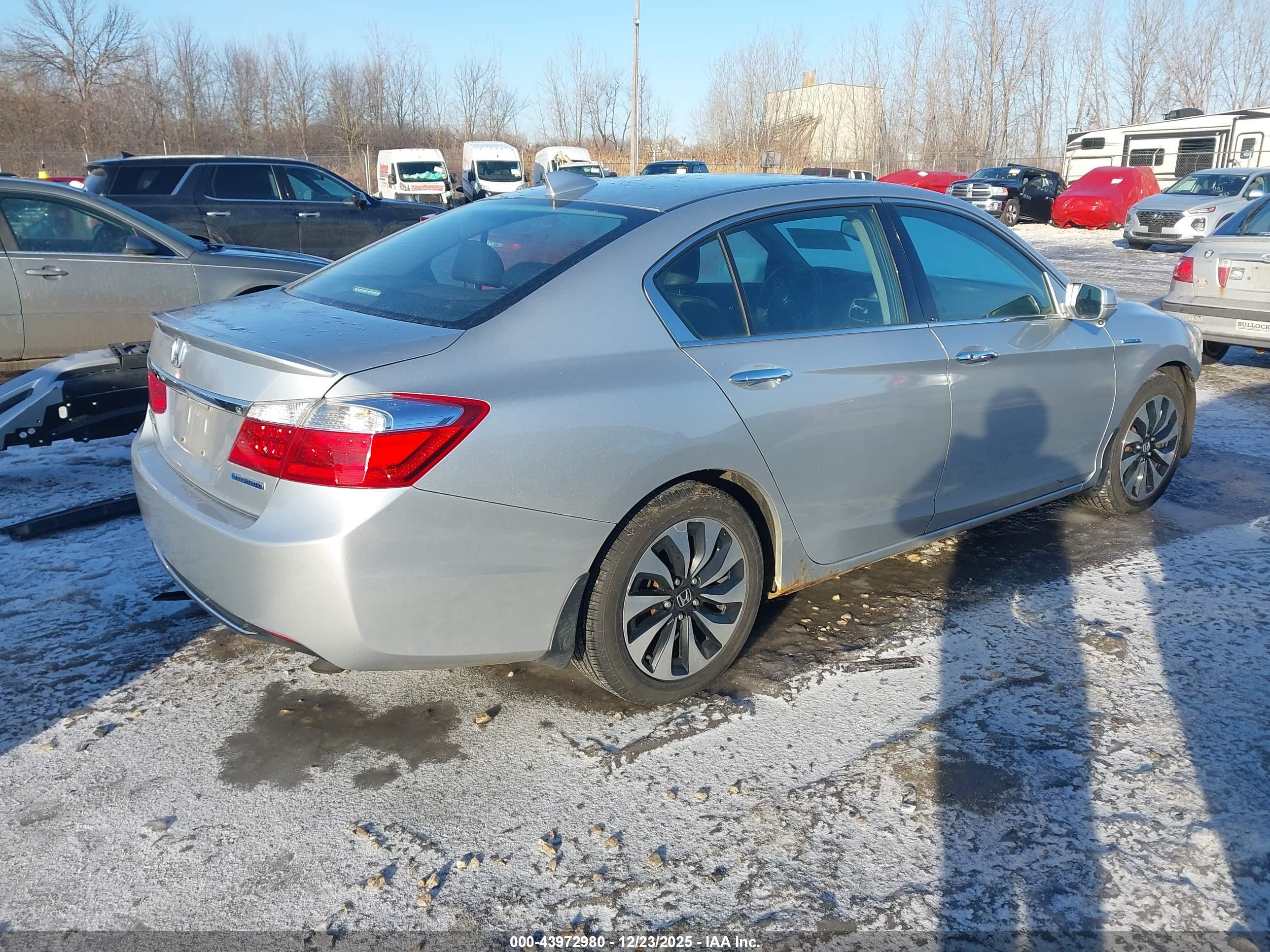 HONDA ACCORD image 4