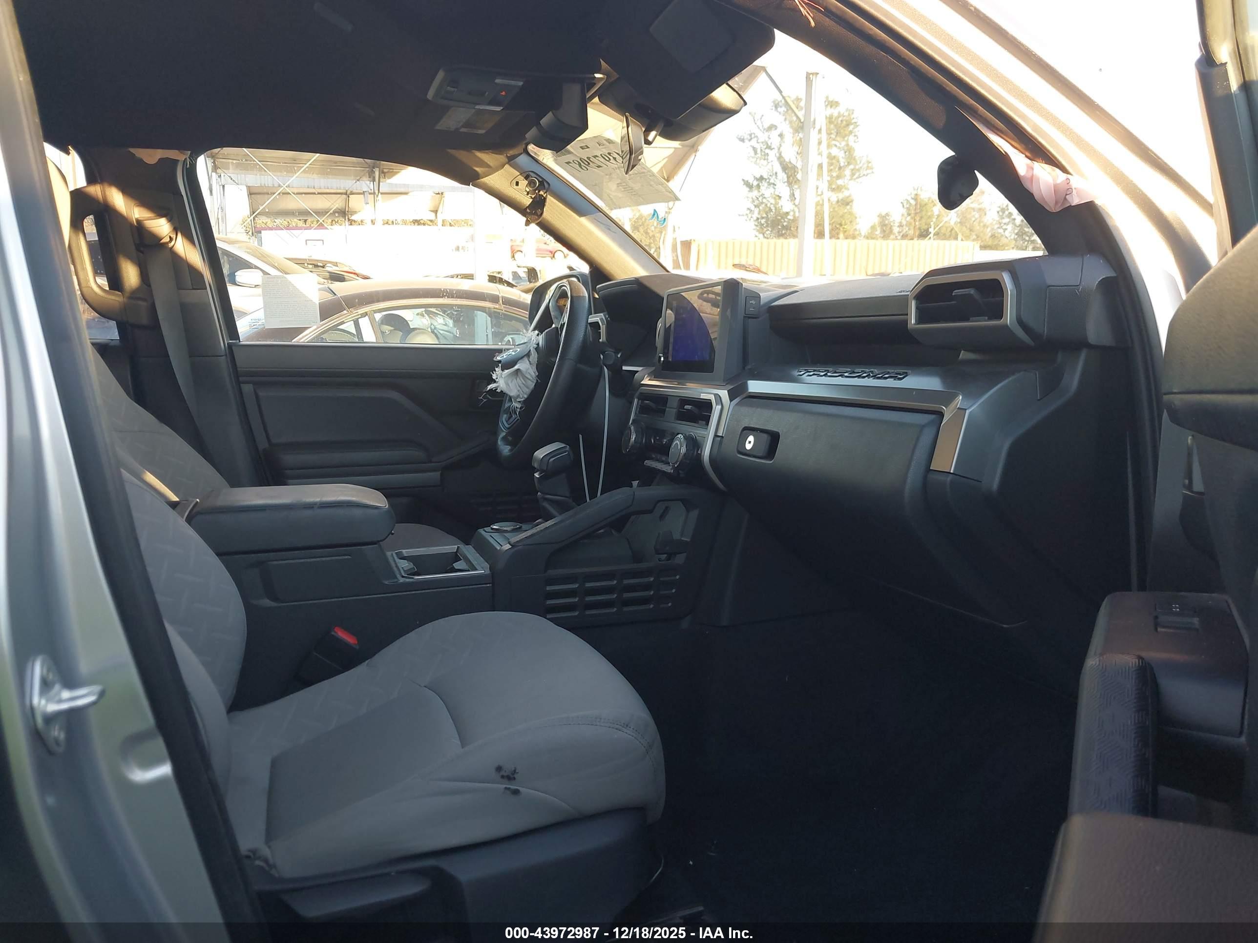 TOYOTA TACOMA image 5