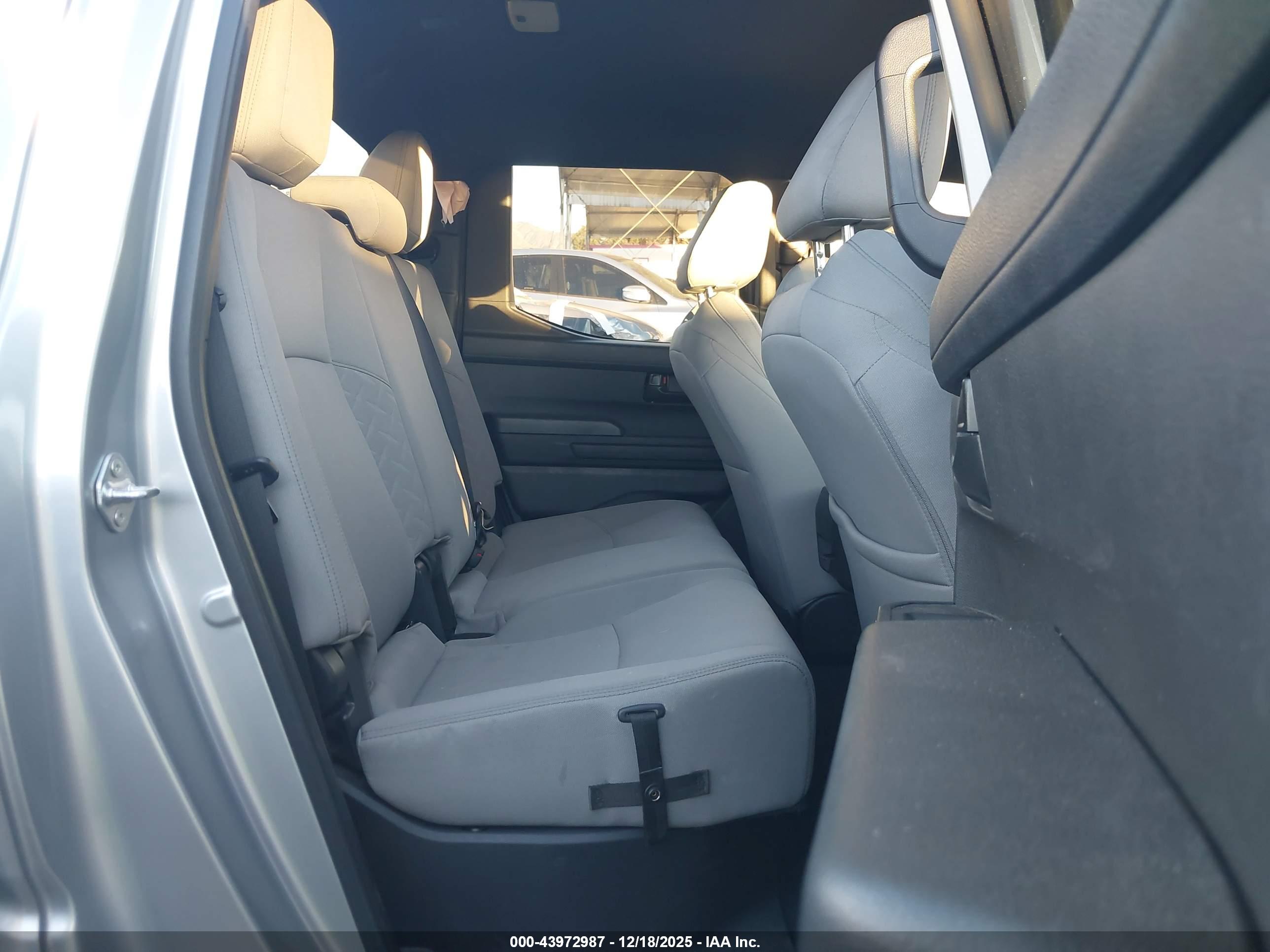 TOYOTA TACOMA image 8