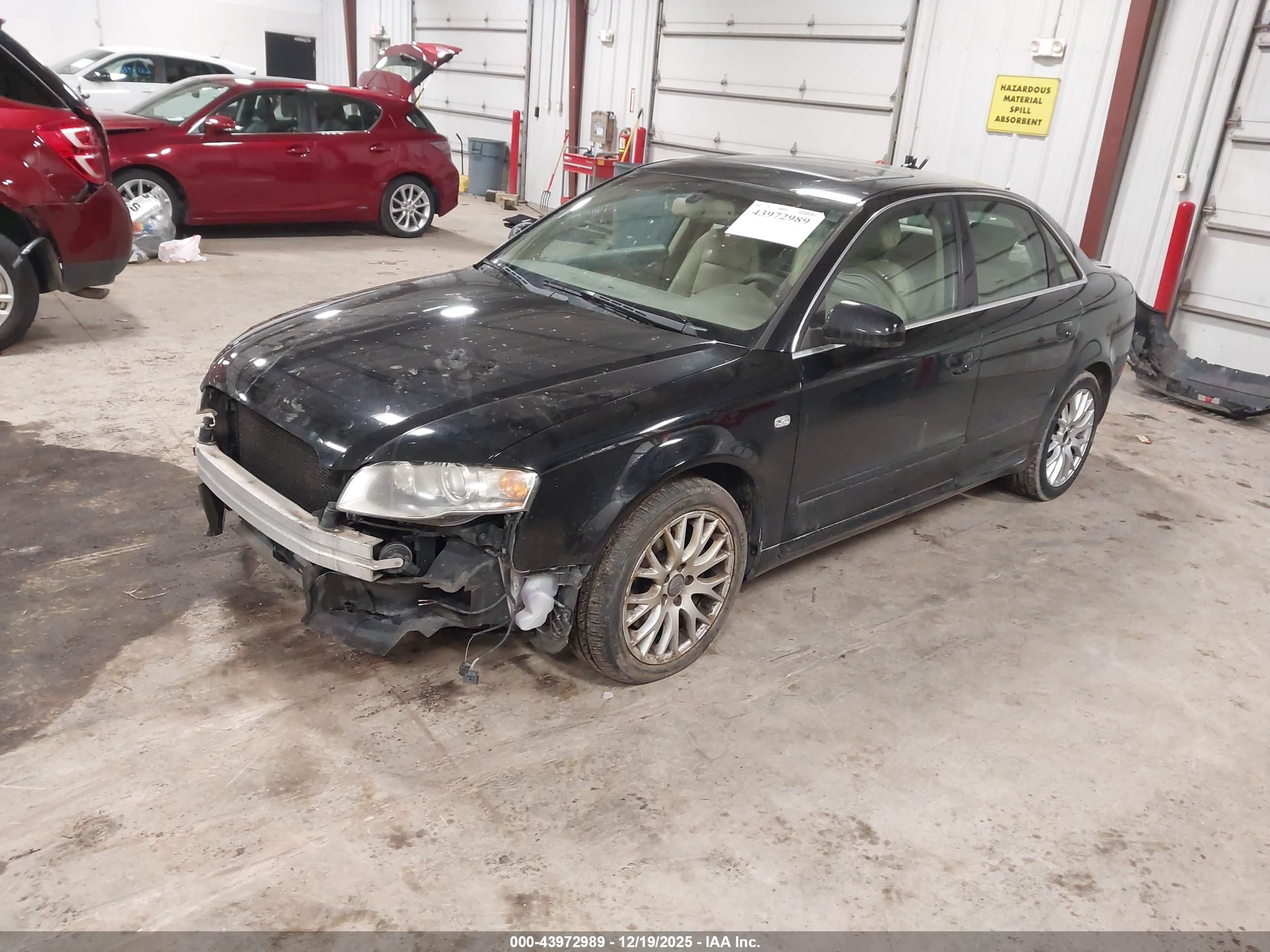 AUDI A4 image 2