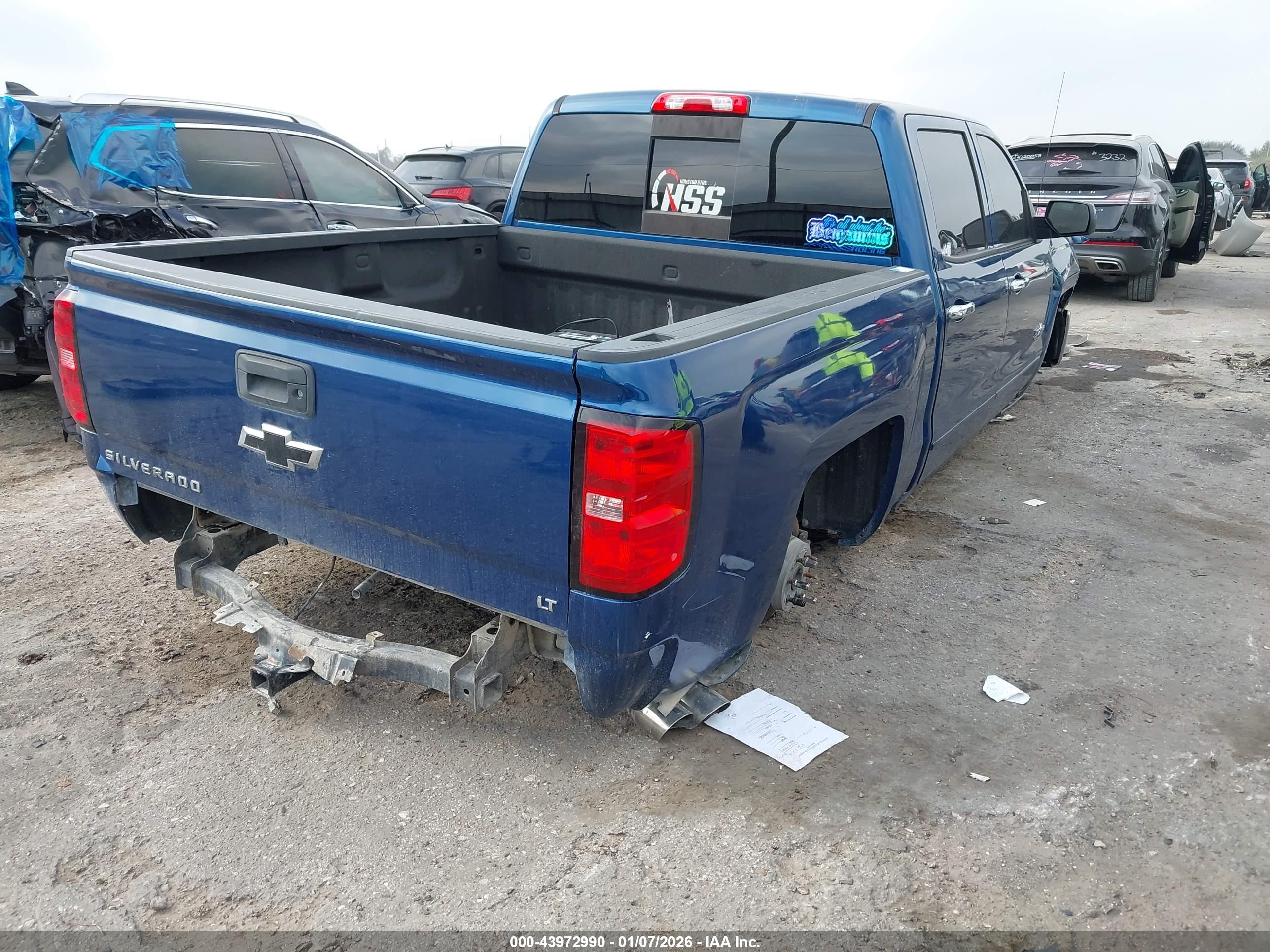 CHEVROLET SILVERADO image 4
