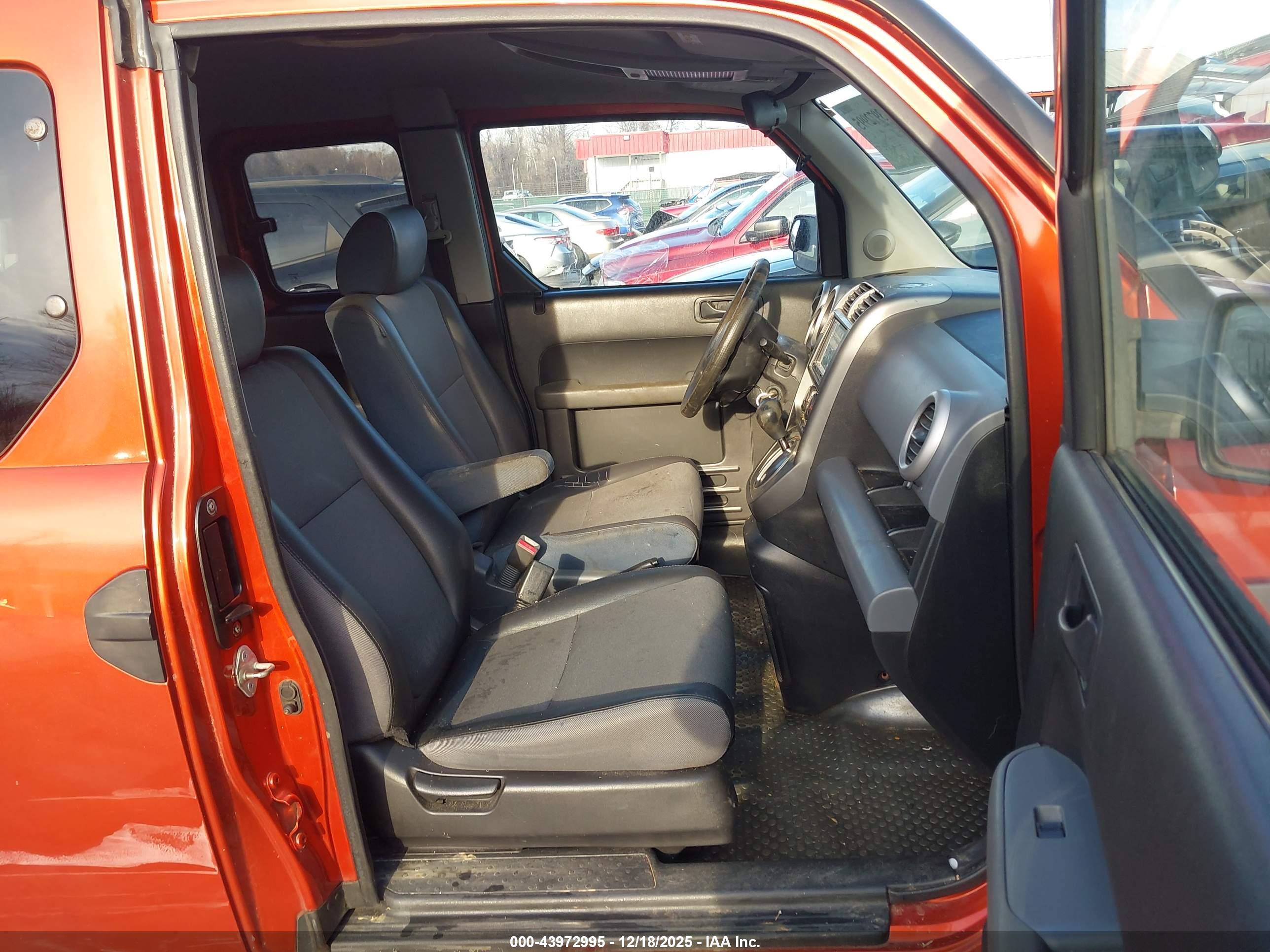 HONDA ELEMENT image 5