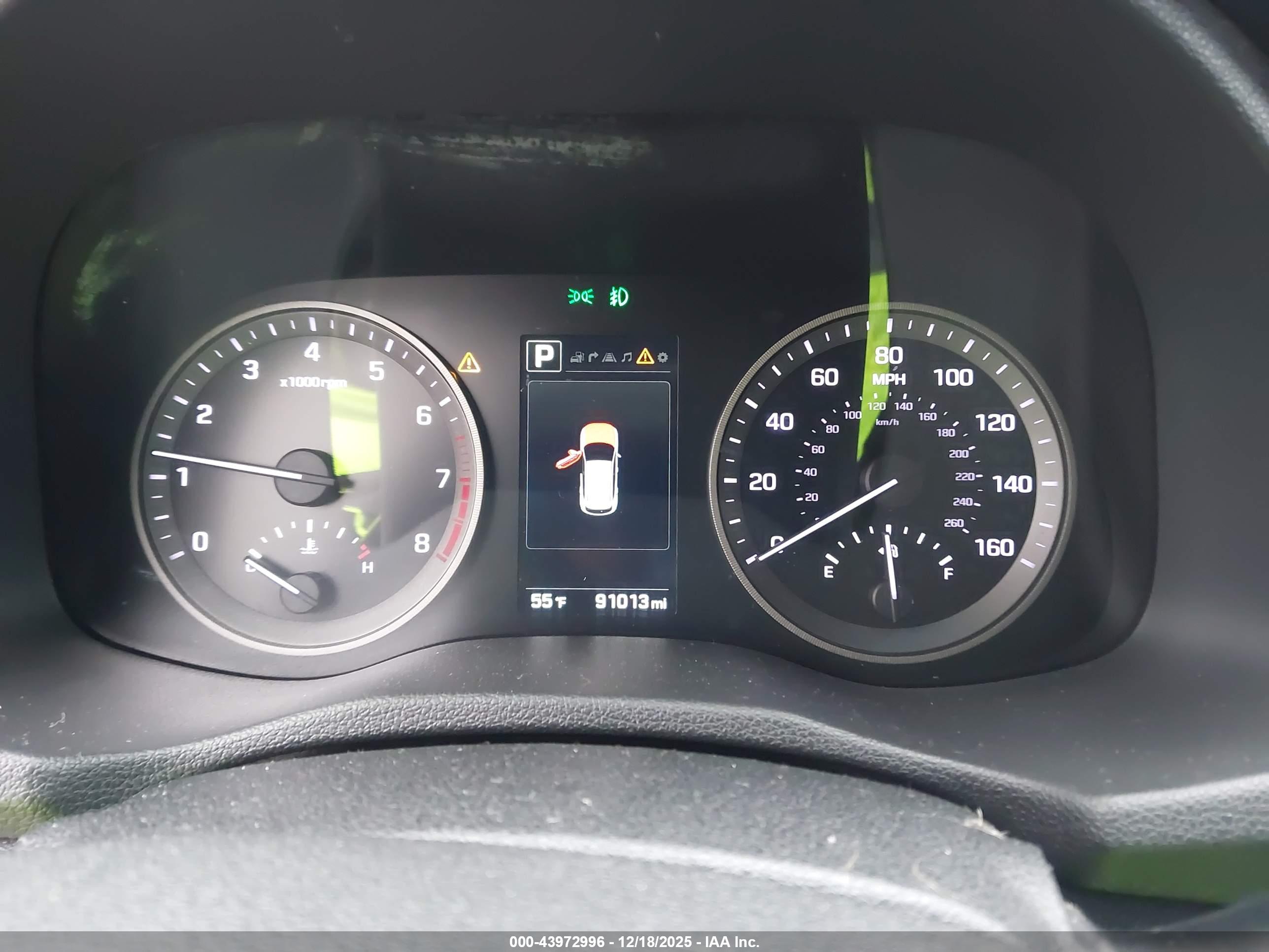 HYUNDAI TUCSON image 7