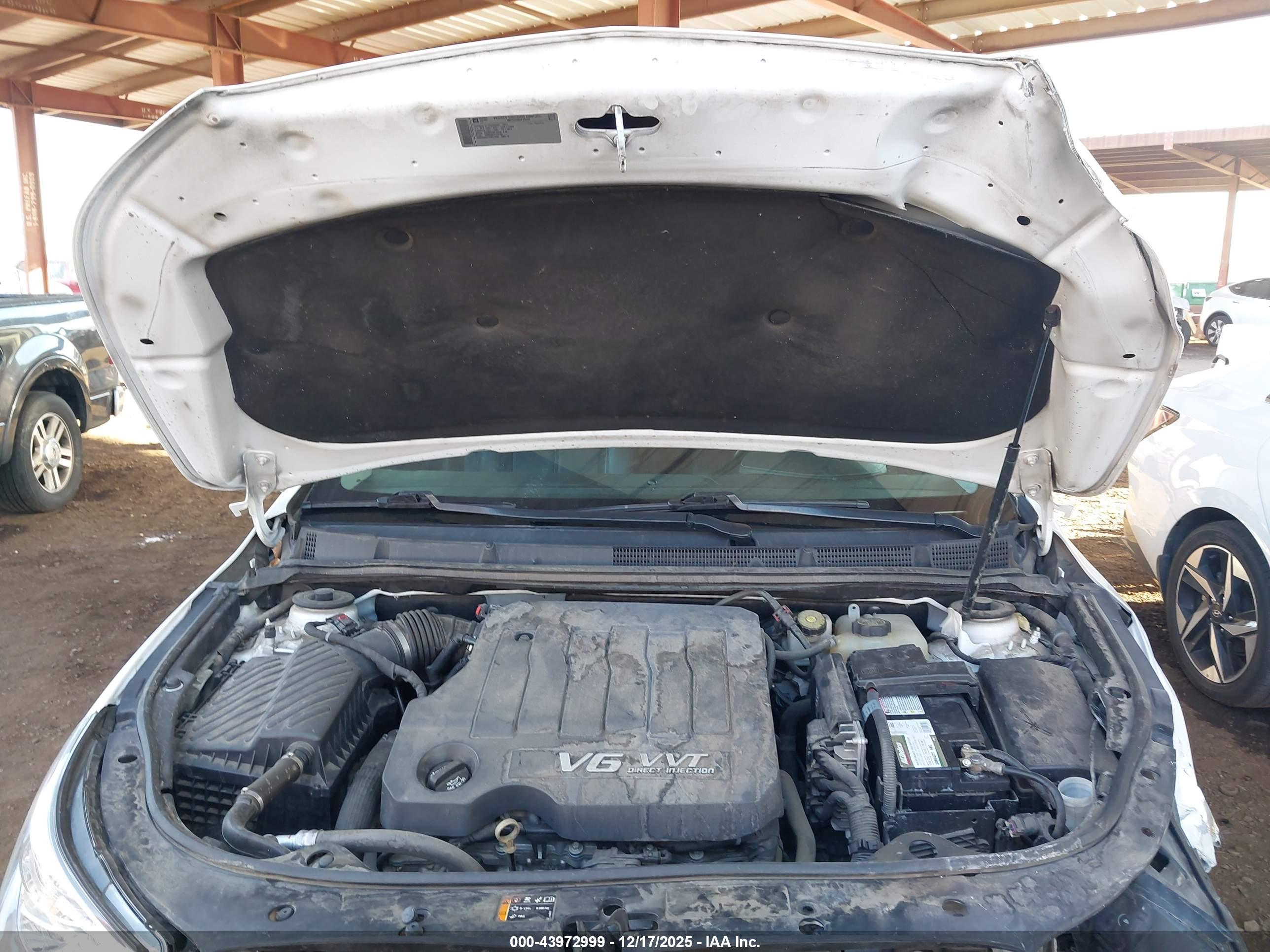 BUICK LACROSSE image 10