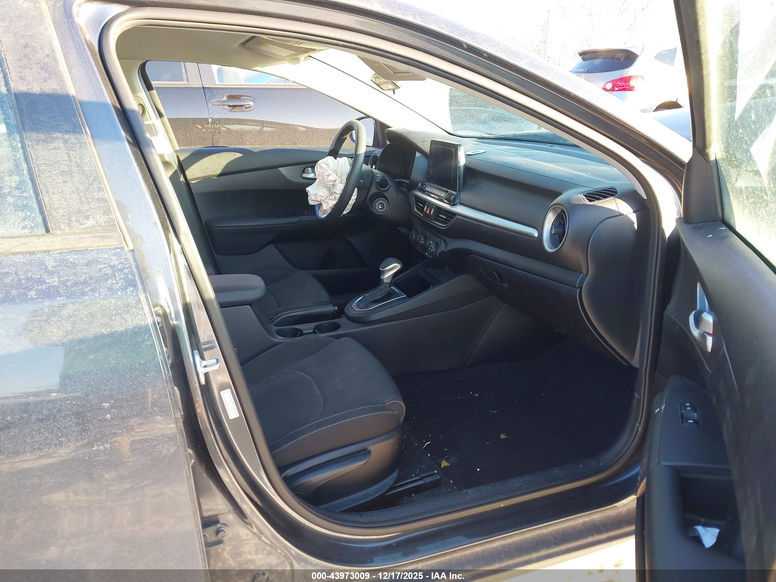 KIA FORTE image 5