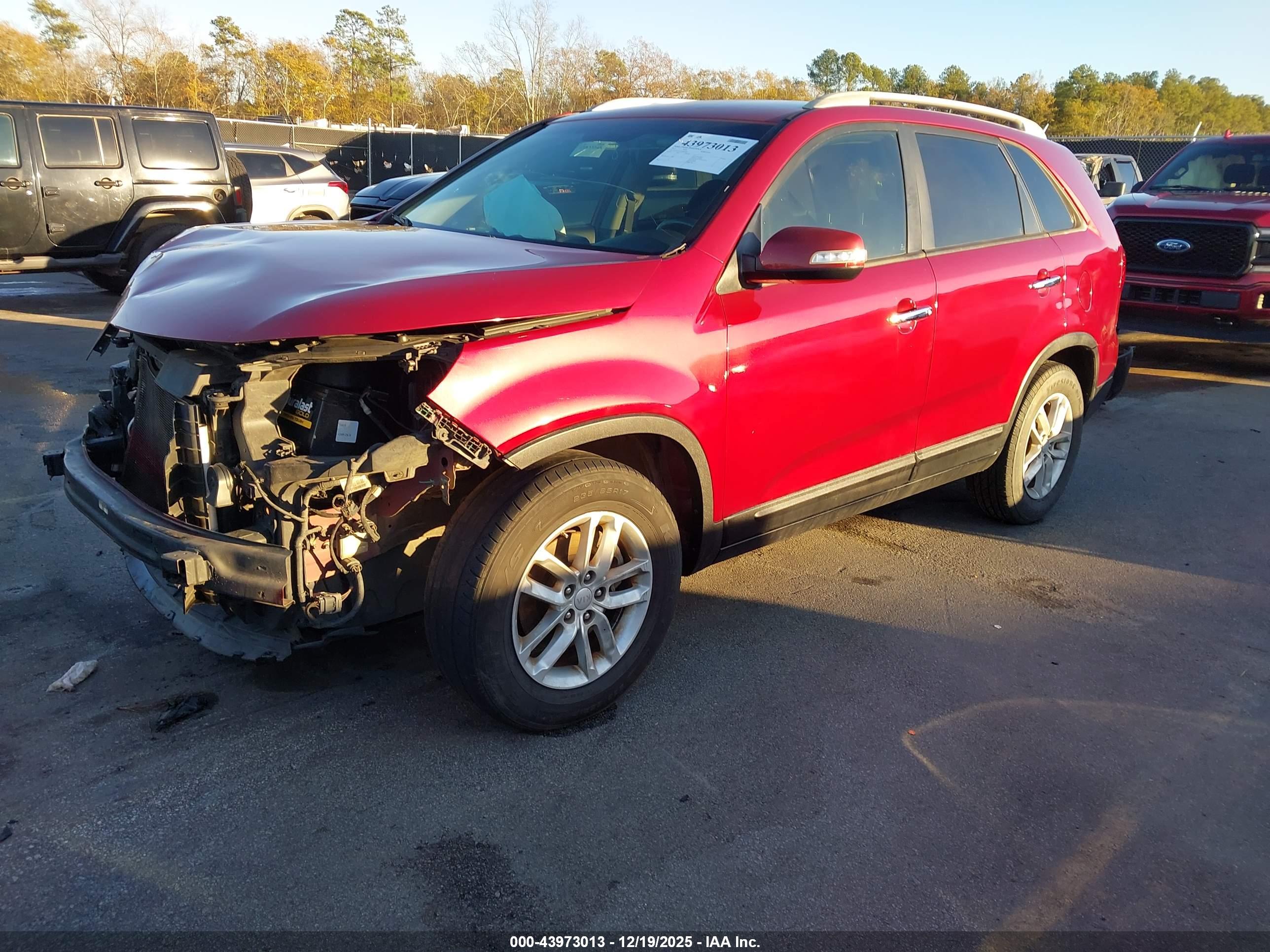 KIA SORENTO image 2