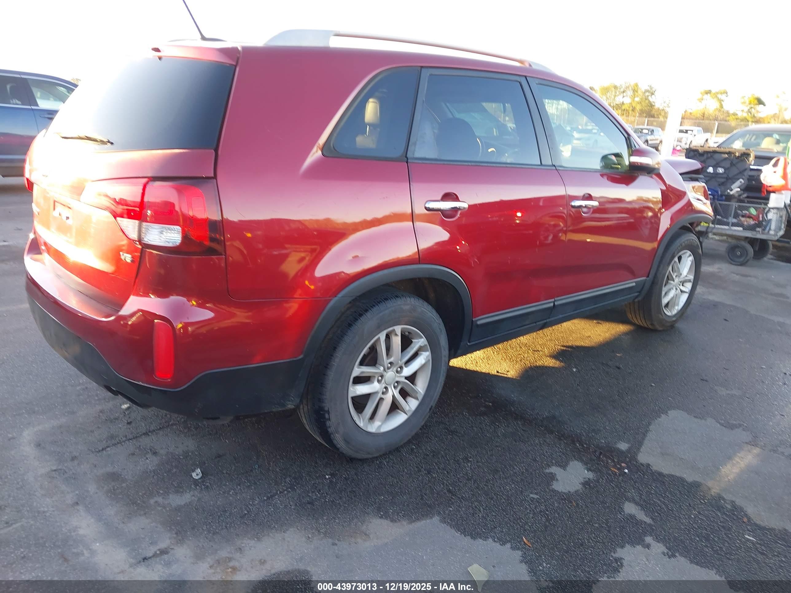 KIA SORENTO image 4