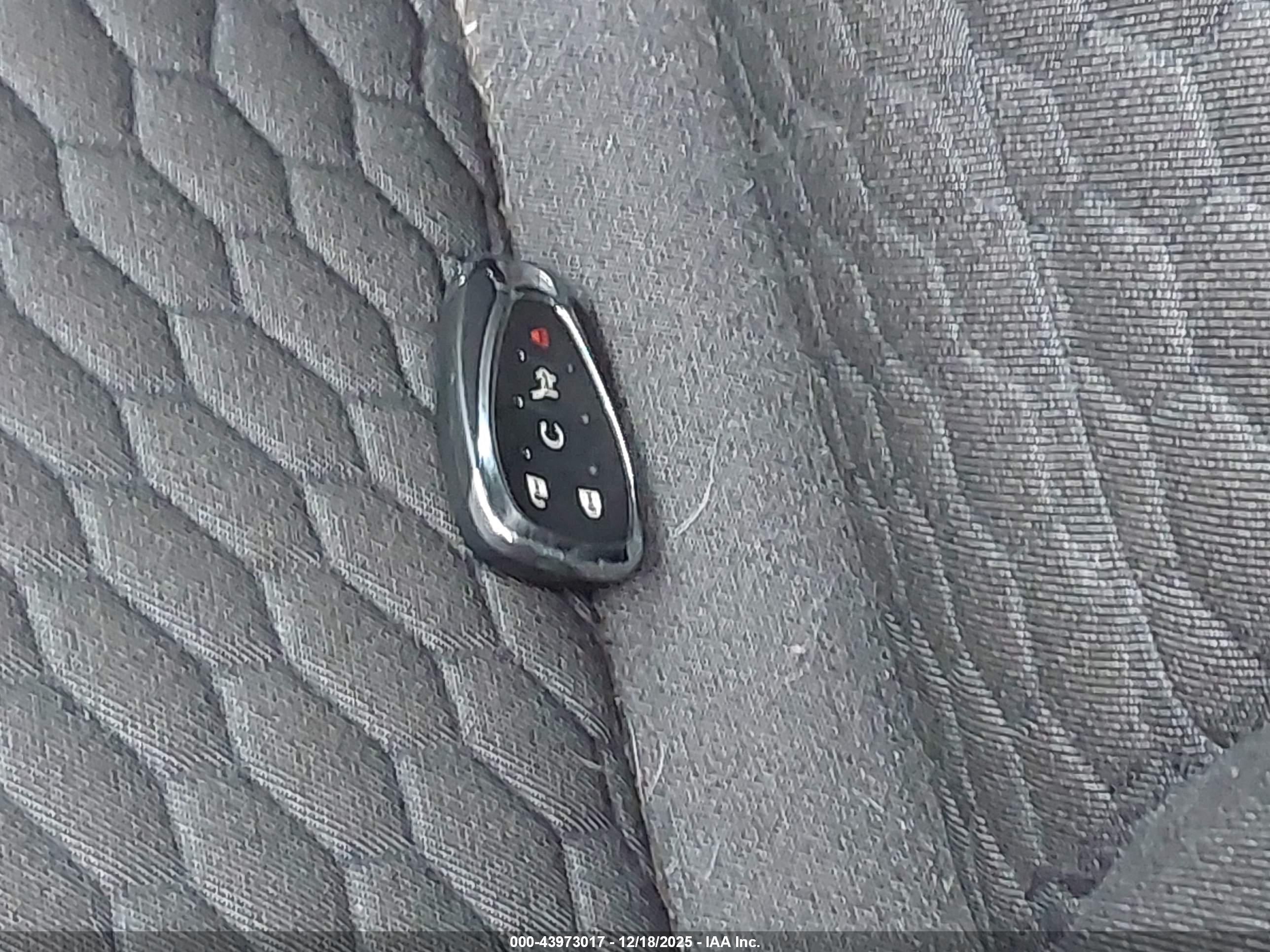 CHEVROLET EQUINOX image 11