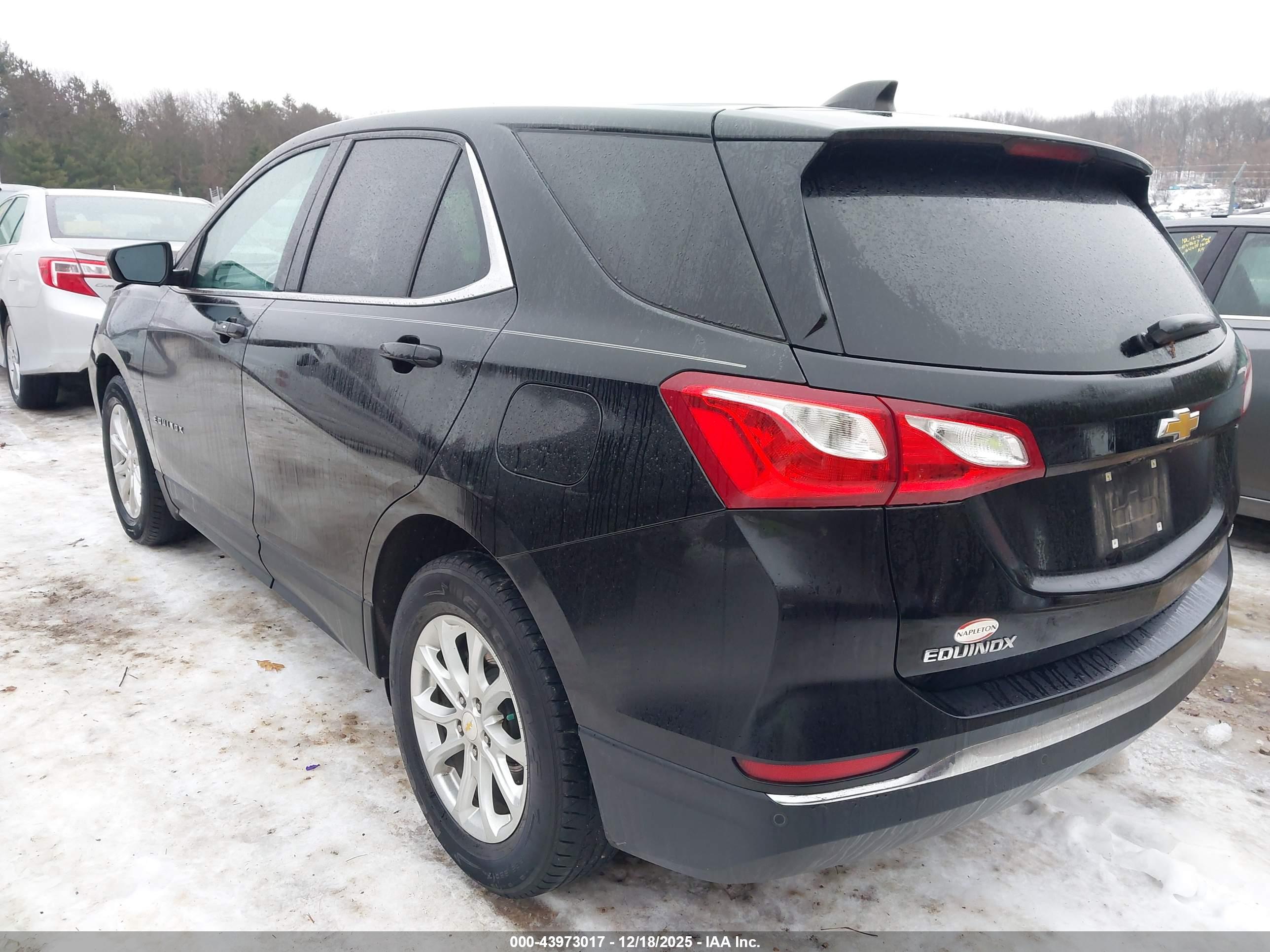 CHEVROLET EQUINOX image 3