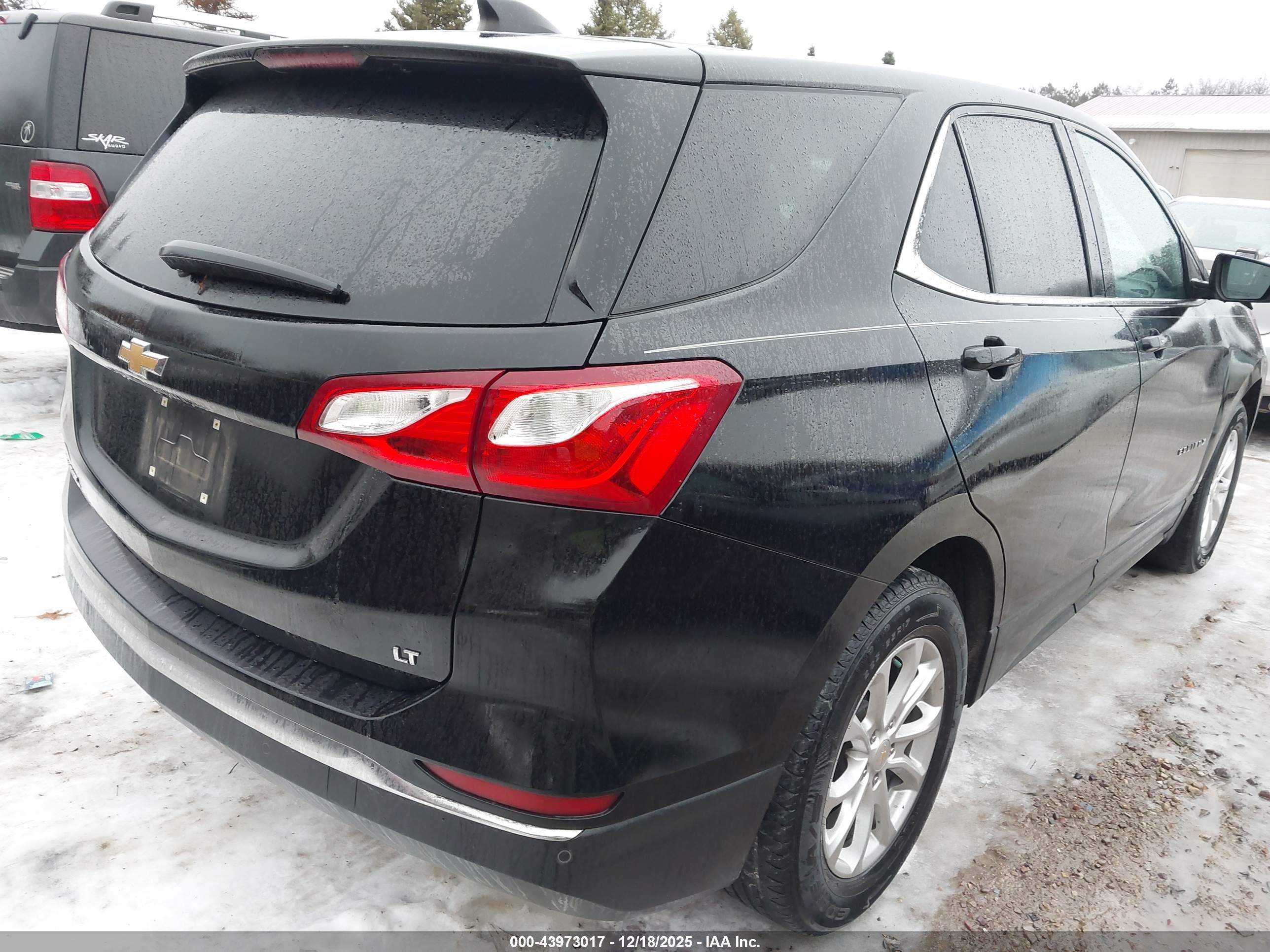 CHEVROLET EQUINOX image 4
