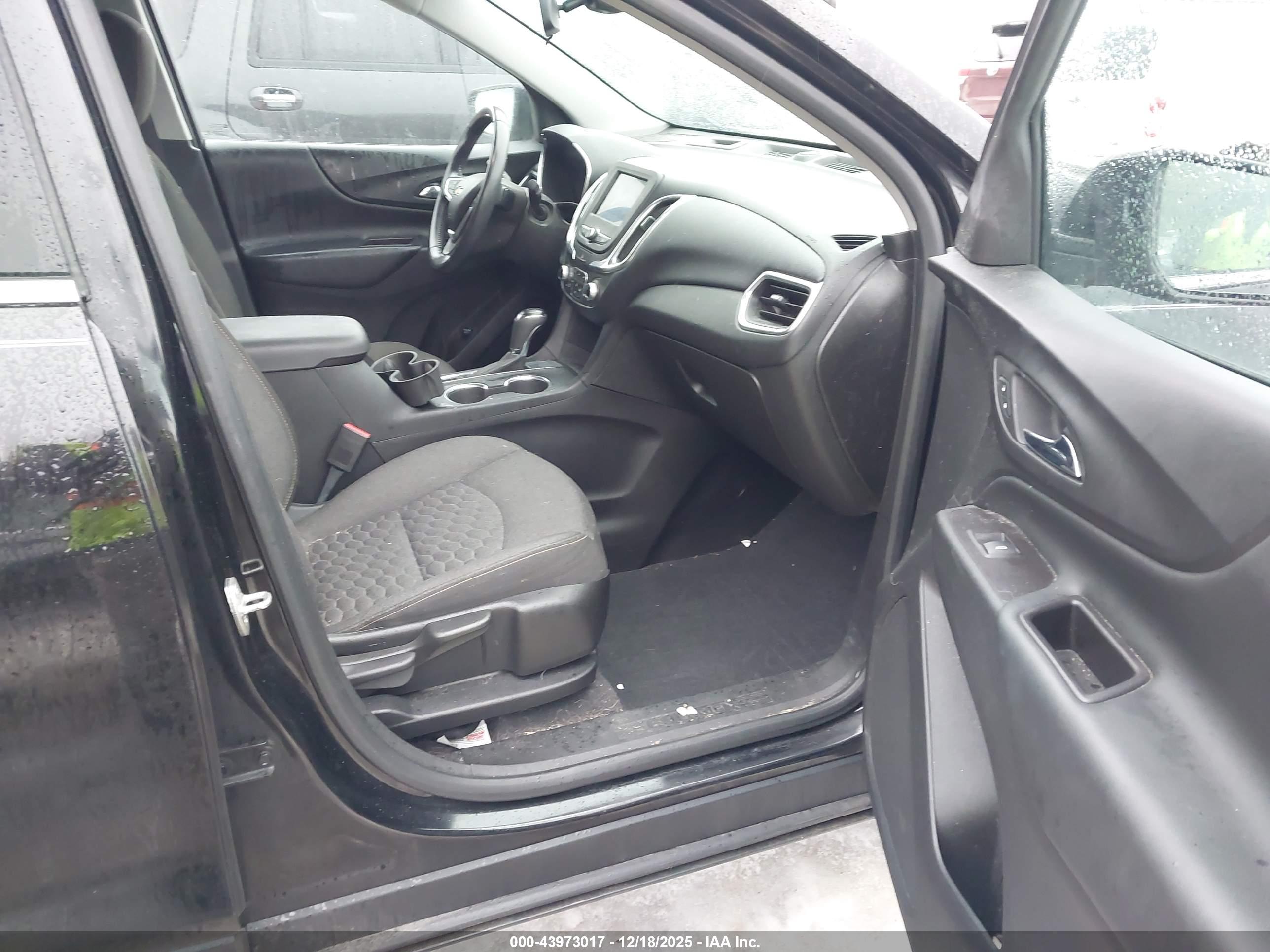 CHEVROLET EQUINOX image 5