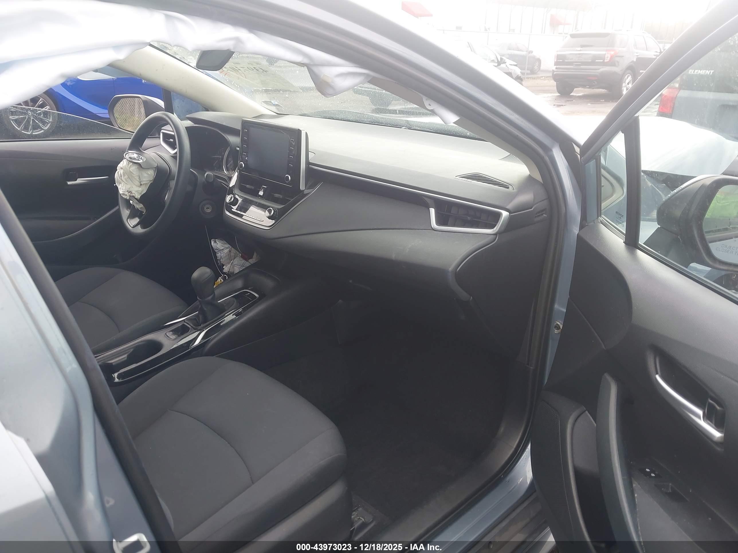 TOYOTA COROLLA image 5