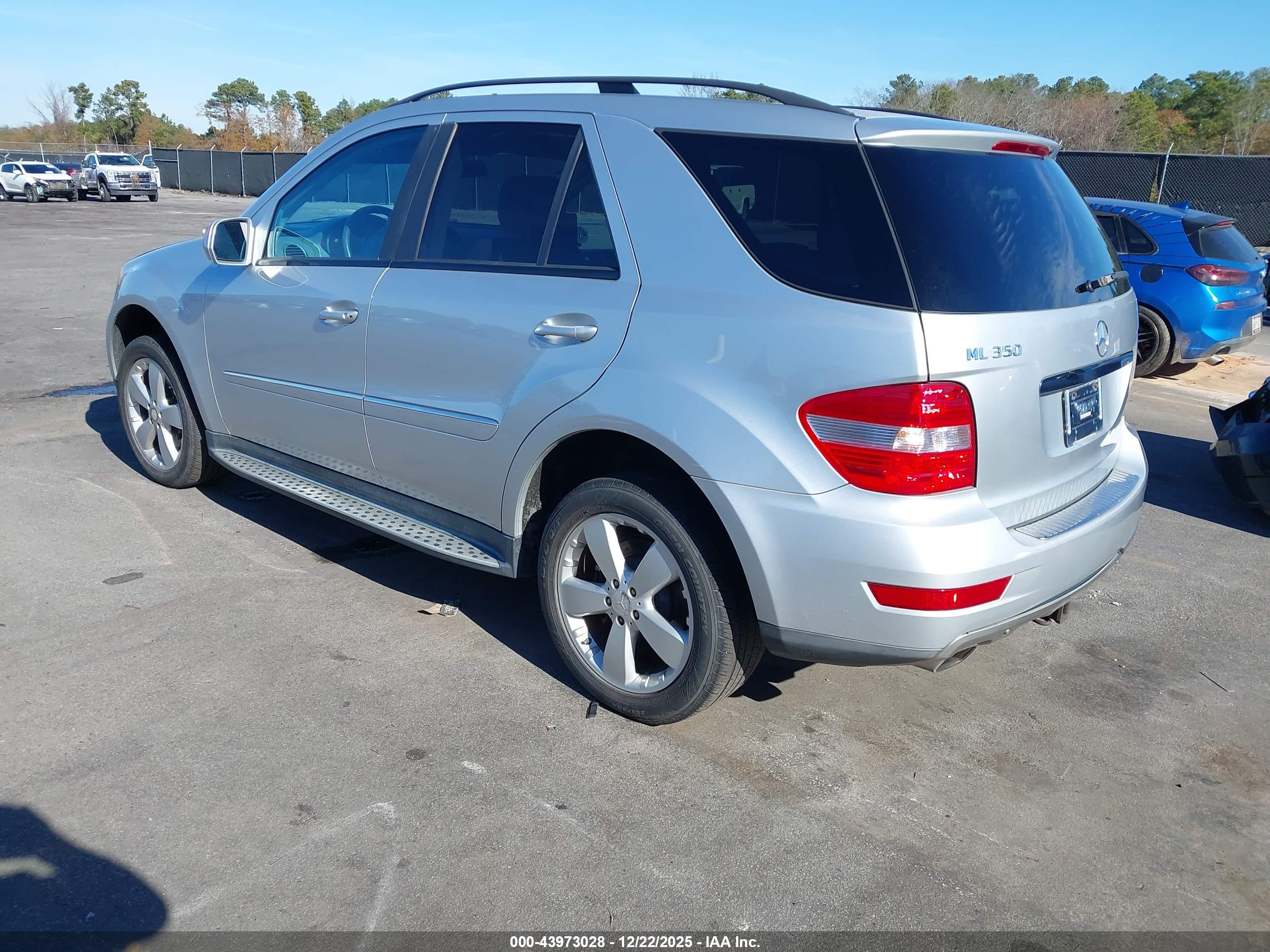 MERCEDES-BENZ ML image 3