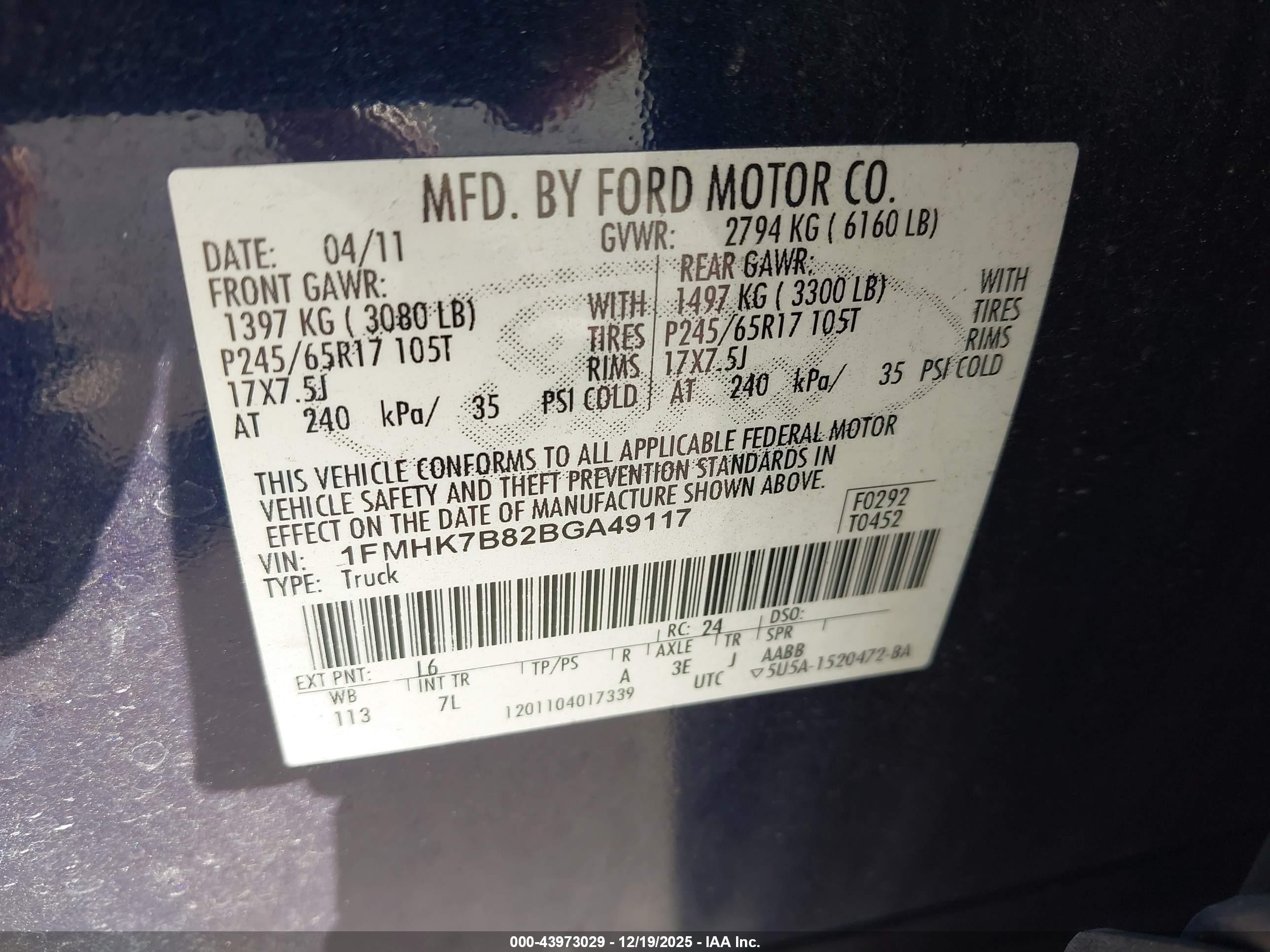 FORD EXPLORER image 9