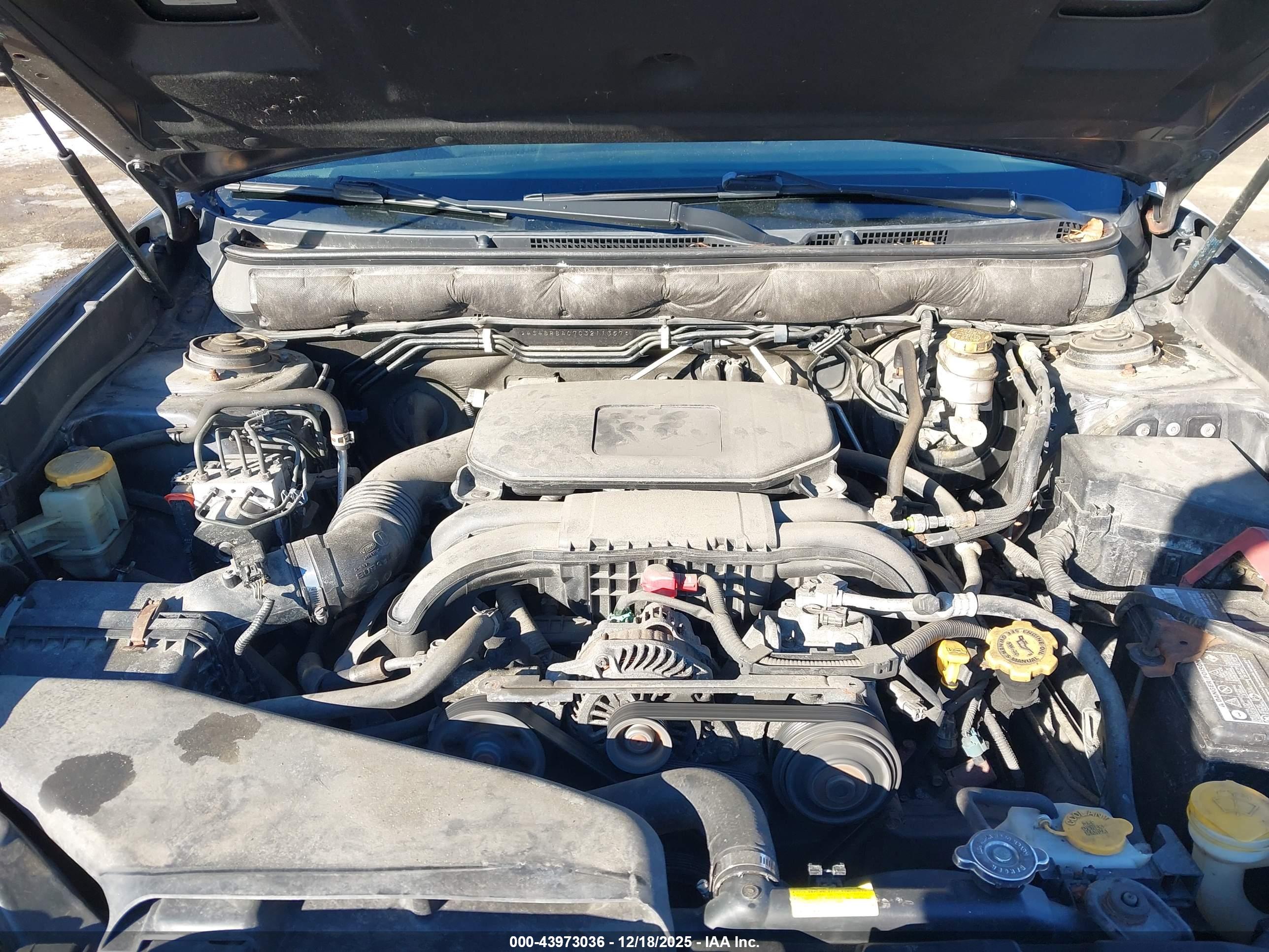 SUBARU OUTBACK image 10