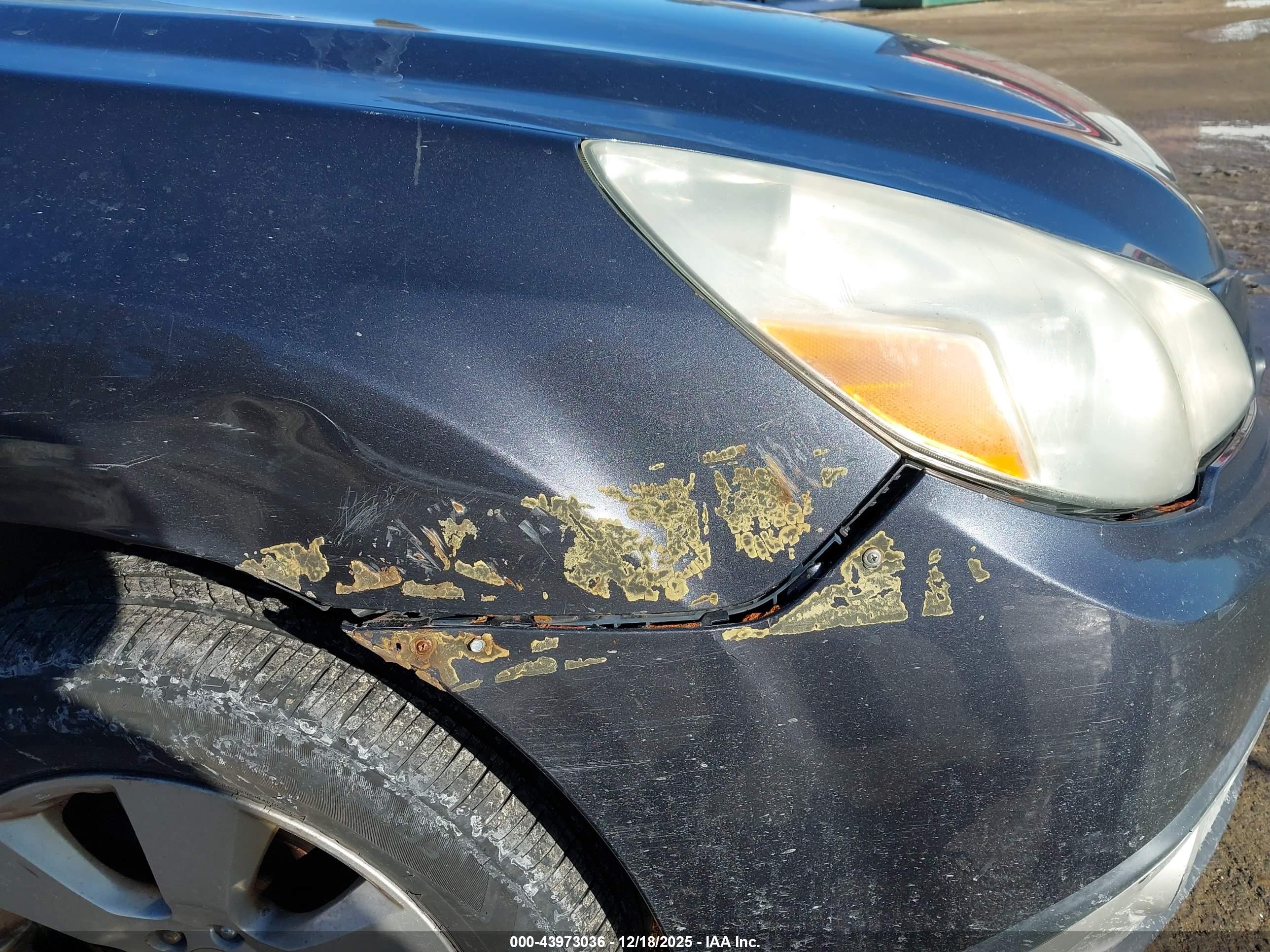 SUBARU OUTBACK image 6