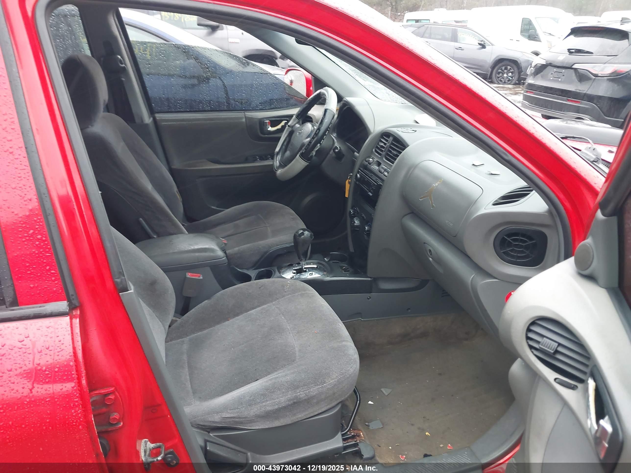 HYUNDAI SANTA image 5