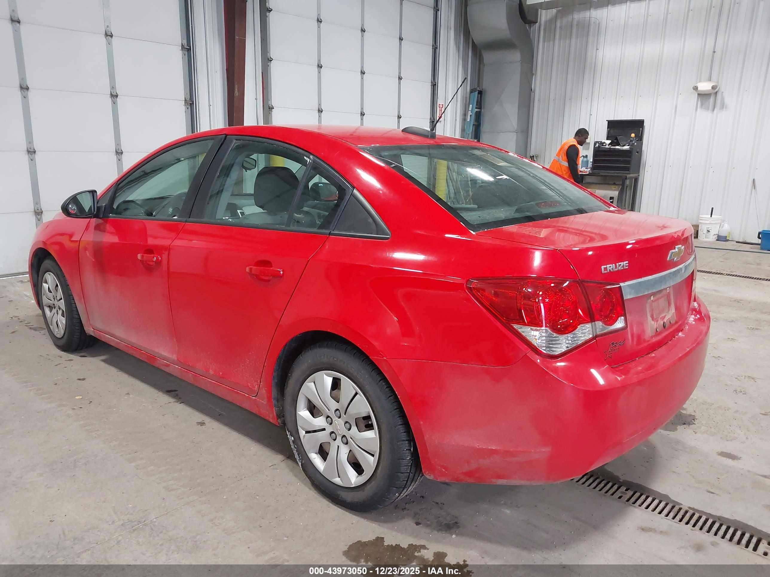 CHEVROLET CRUZE image 3