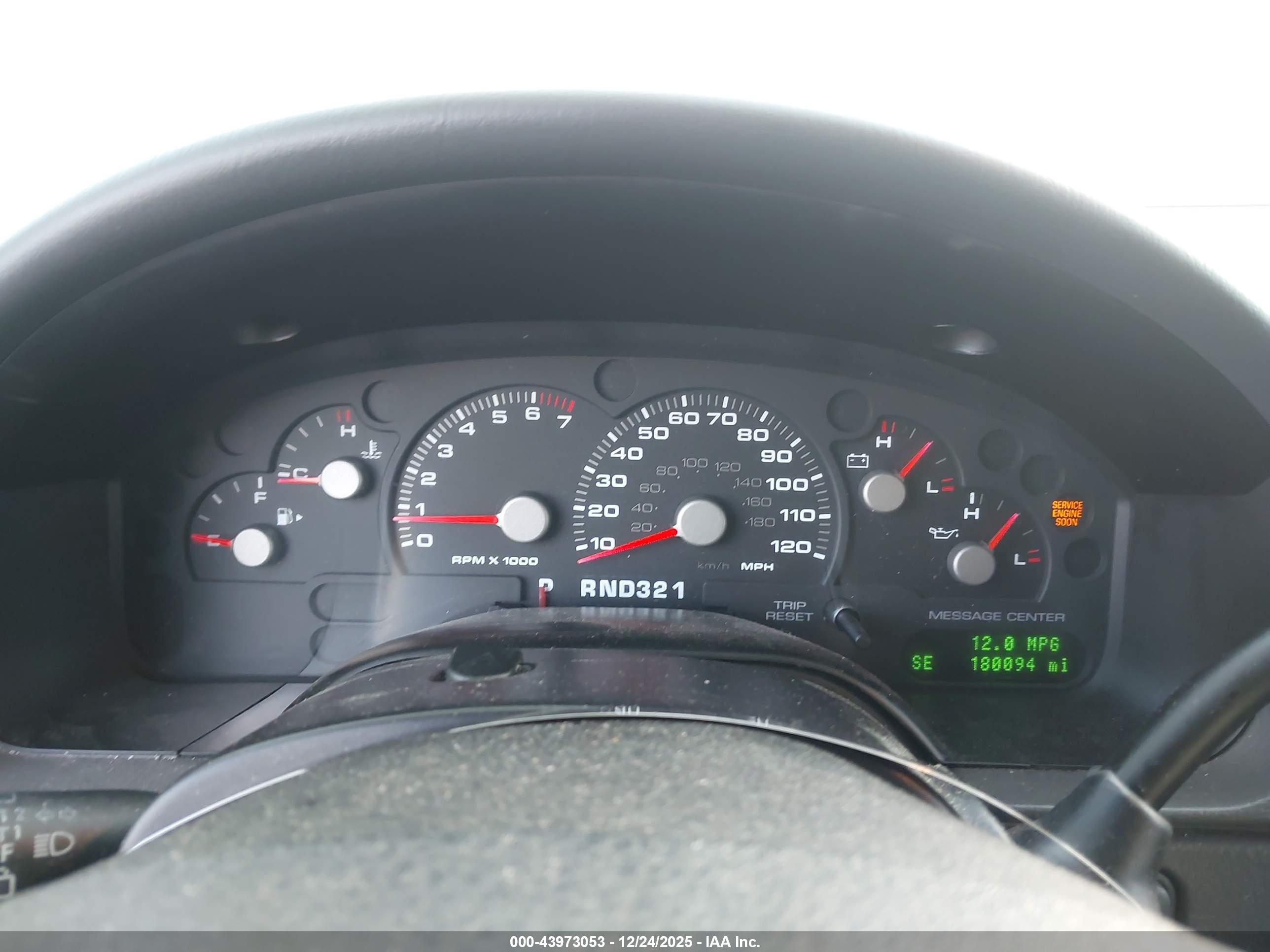 FORD EXPLORER image 7